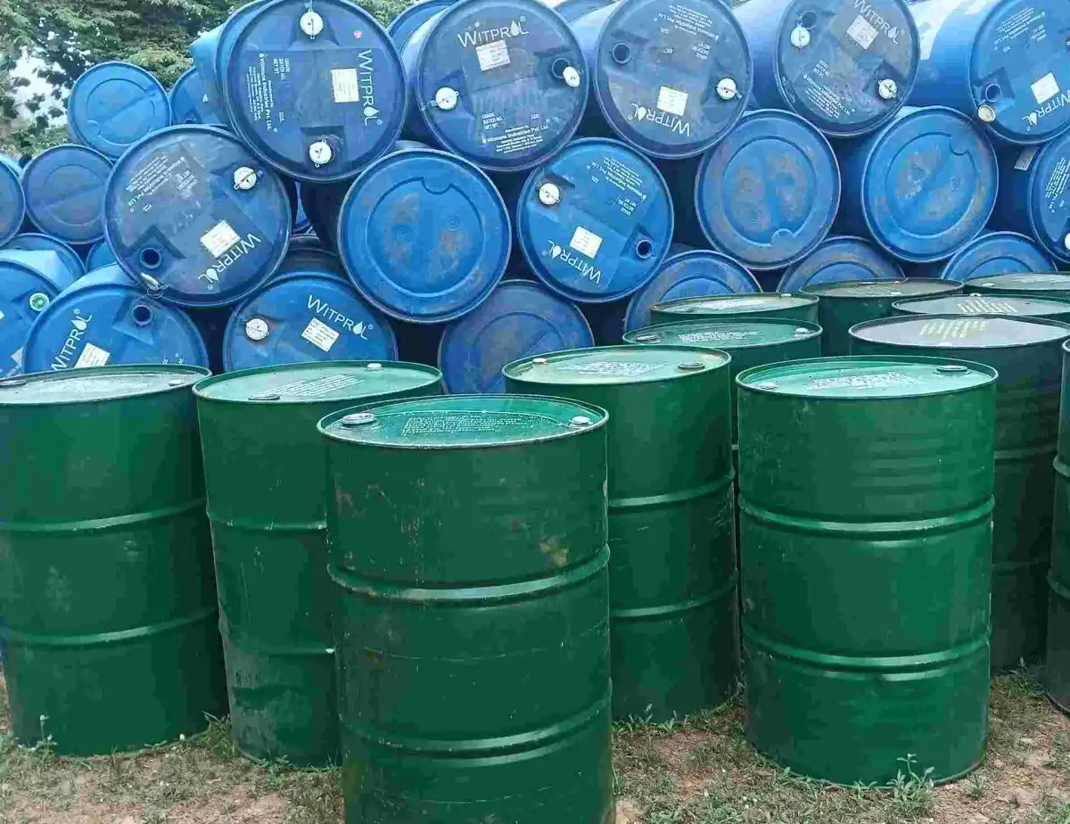 200 LTR HDPE BLUE DRUM HDPE Scrap Blow gangapuram tamil nadu india Plastic4trade
