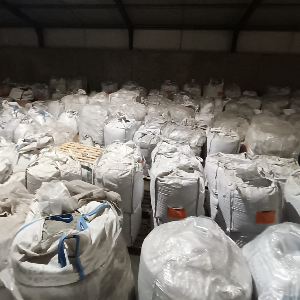 40 BIG BAGS, GRANULES, THIS IS PE HD HDPE Reprocess Granule Injection Molding zevenbergen noord brabant nederland Plastic4trade