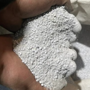 49 BIG BAGS, GRANULES WITHE POWDER, THIS IS PS (WHITE) PS Powder Injection Molding zevenbergen noord brabant nederland Plastic4trade Plastic4trade