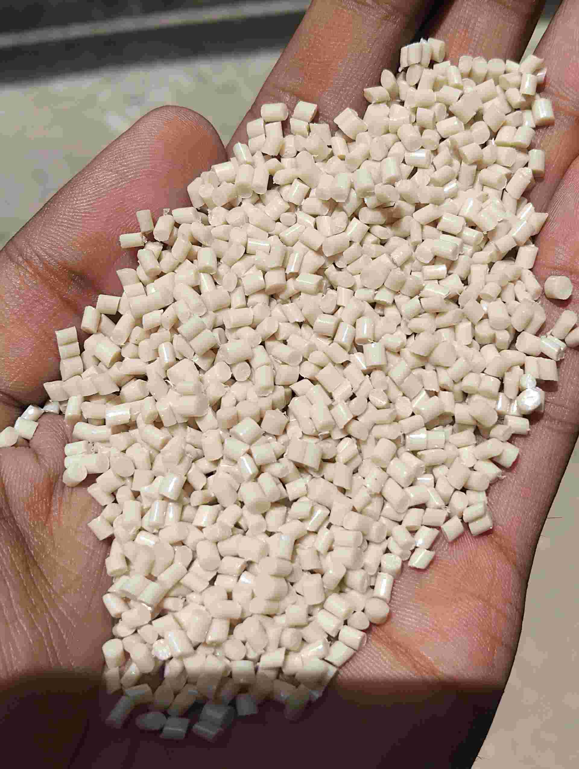 ABS  GRANULS ABS Reprocess Granule Injection Molding new delhi delhi india Plastic4trade