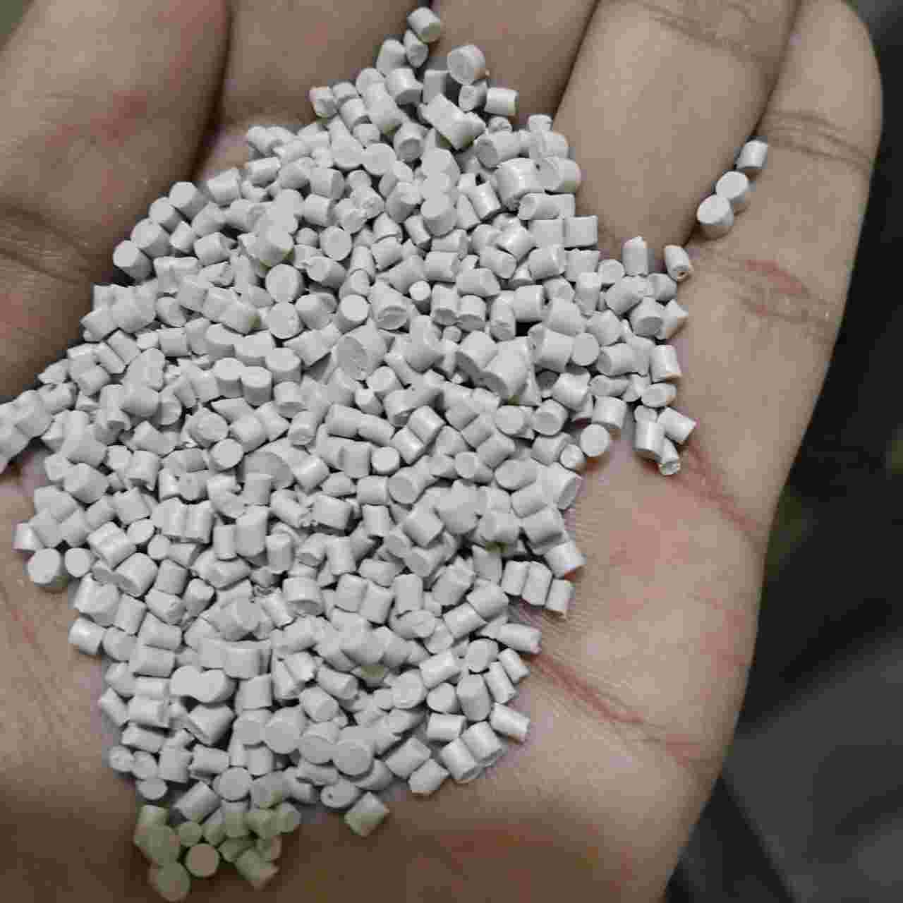 ABS HALF WHITE ABS Reprocess Granule Injection Molding delhi division delhi india Plastic4trade