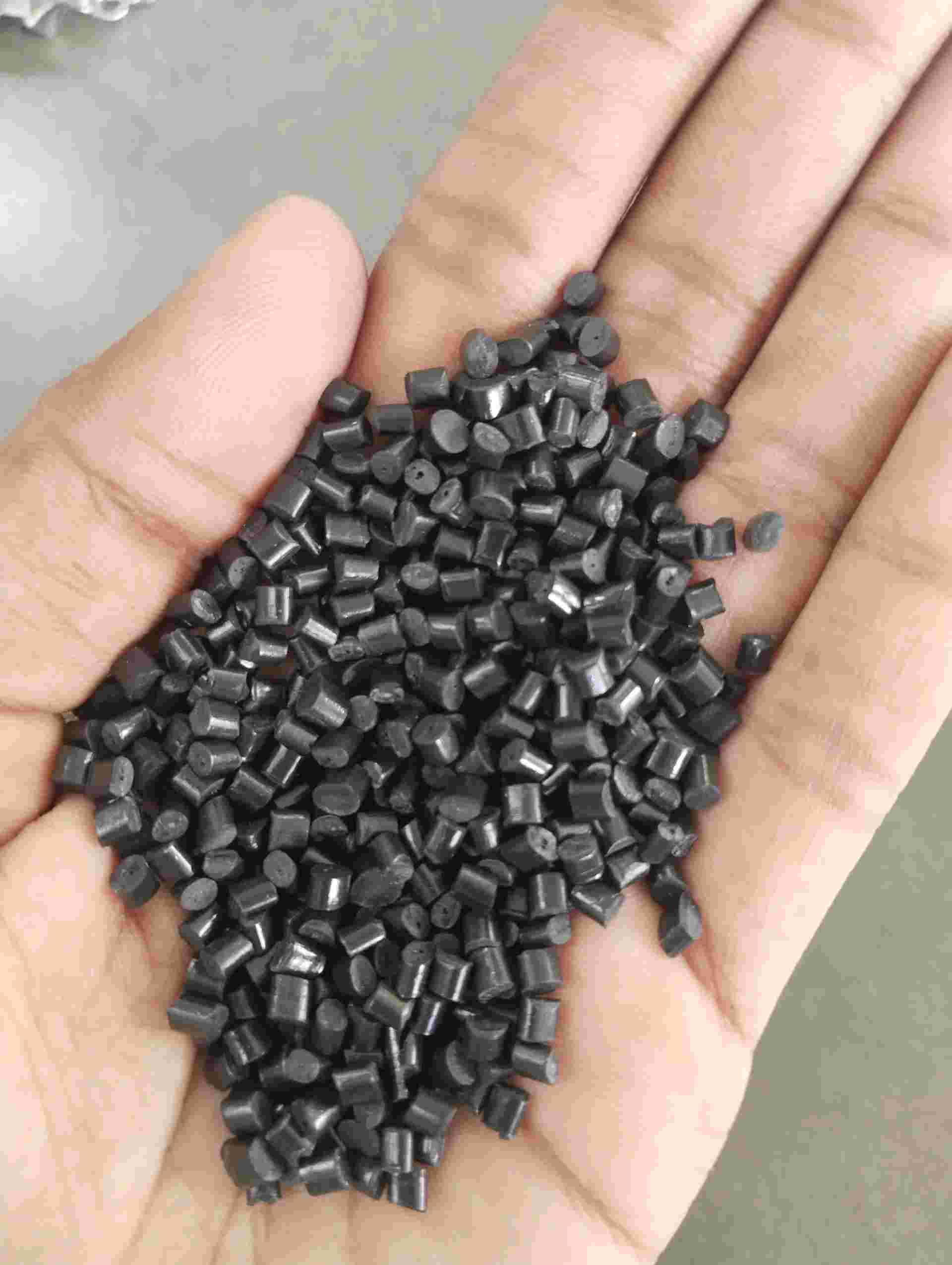ABS RECYCLE GRANULS ABS Reprocess Granule Injection Molding surat gujarat india Plastic4trade