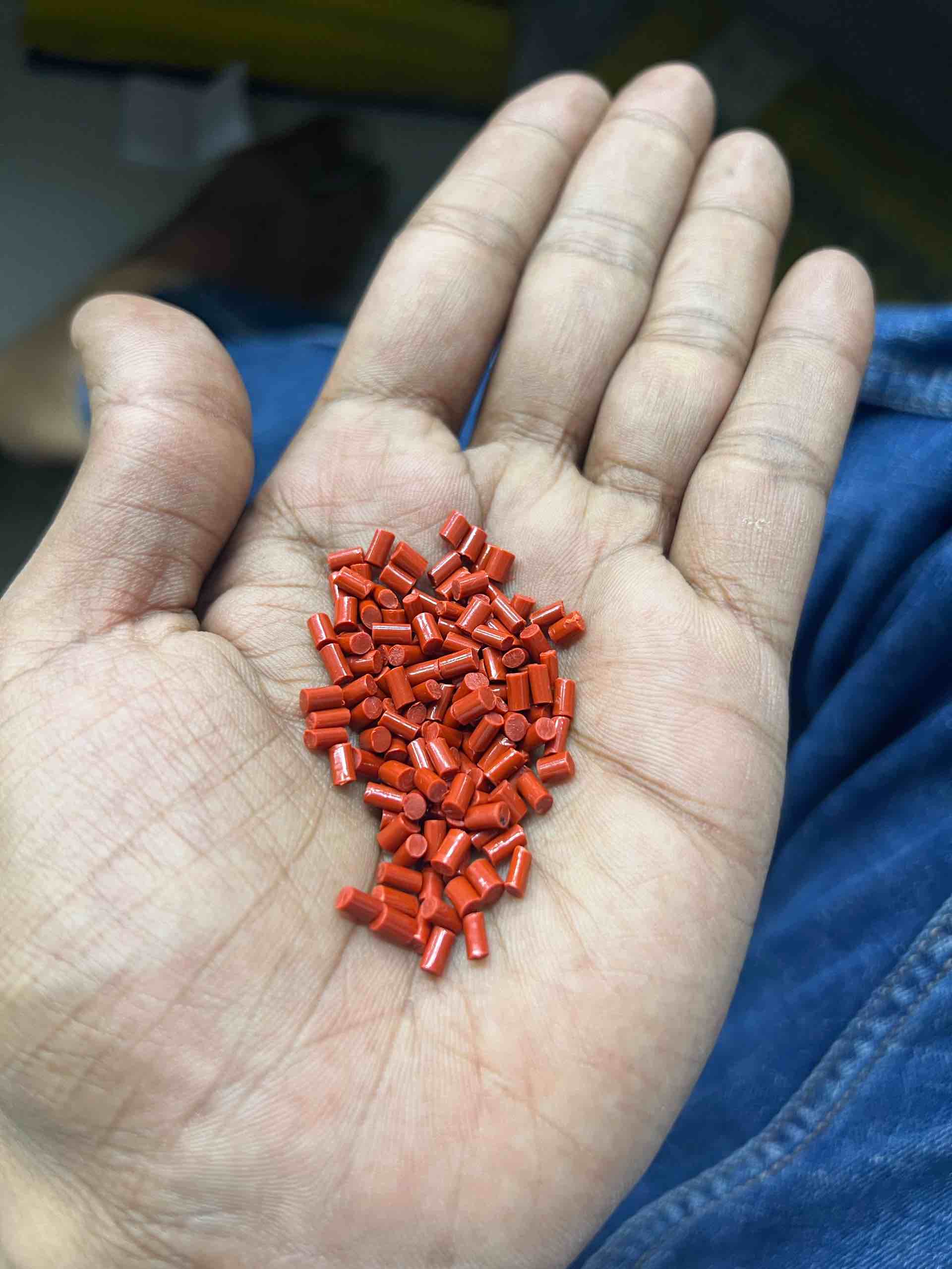 ABS RED DANA ABS Reprocess Granule Injection Molding ghaziabad uttar pradesh india Plastic4trade