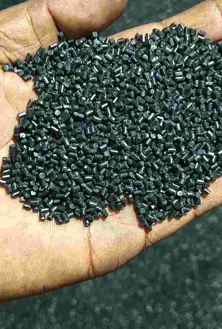 BLACK PP 8149860443 PP Reprocess Granule Injection Molding ulhasnagar maharashtra india Plastic4trade