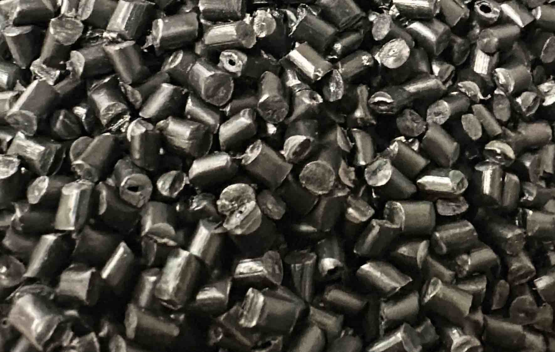 BLACK PP GRANULES PP Mix Material Injection Molding kamrej gujarat india Plastic4trade Plastic4trade