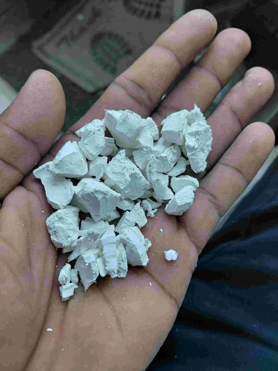 CARBON, MASTERBATCH, PIGMENT, TITANIUM, LDPE Grinding Blow Injection Molding Film Grade vapi gujarat india Plastic4trade