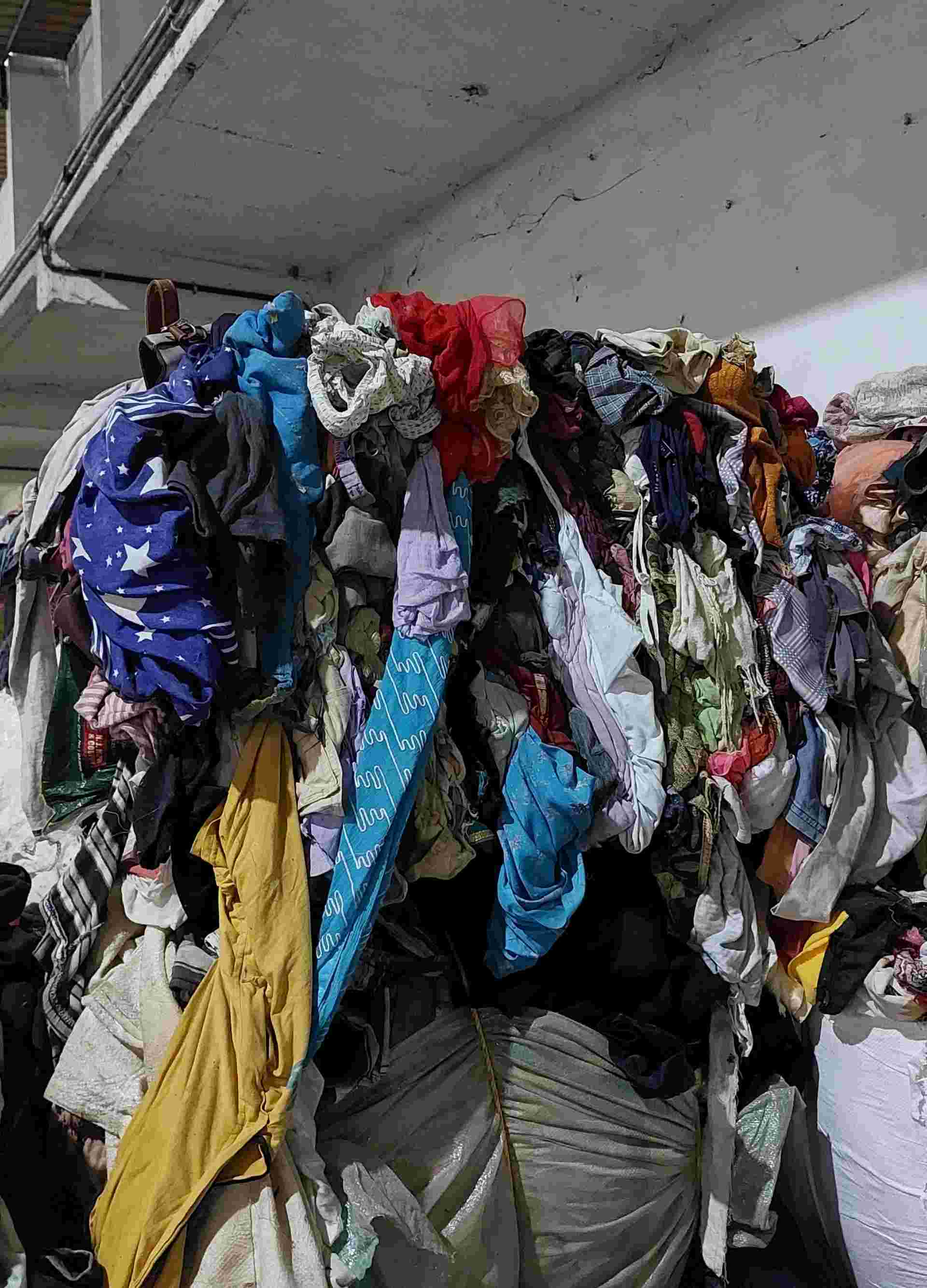 CLOTHS POLYESTER Baled, Fibres, Mix Material Machine & Tools muvattupuzha kerala india Plastic4trade