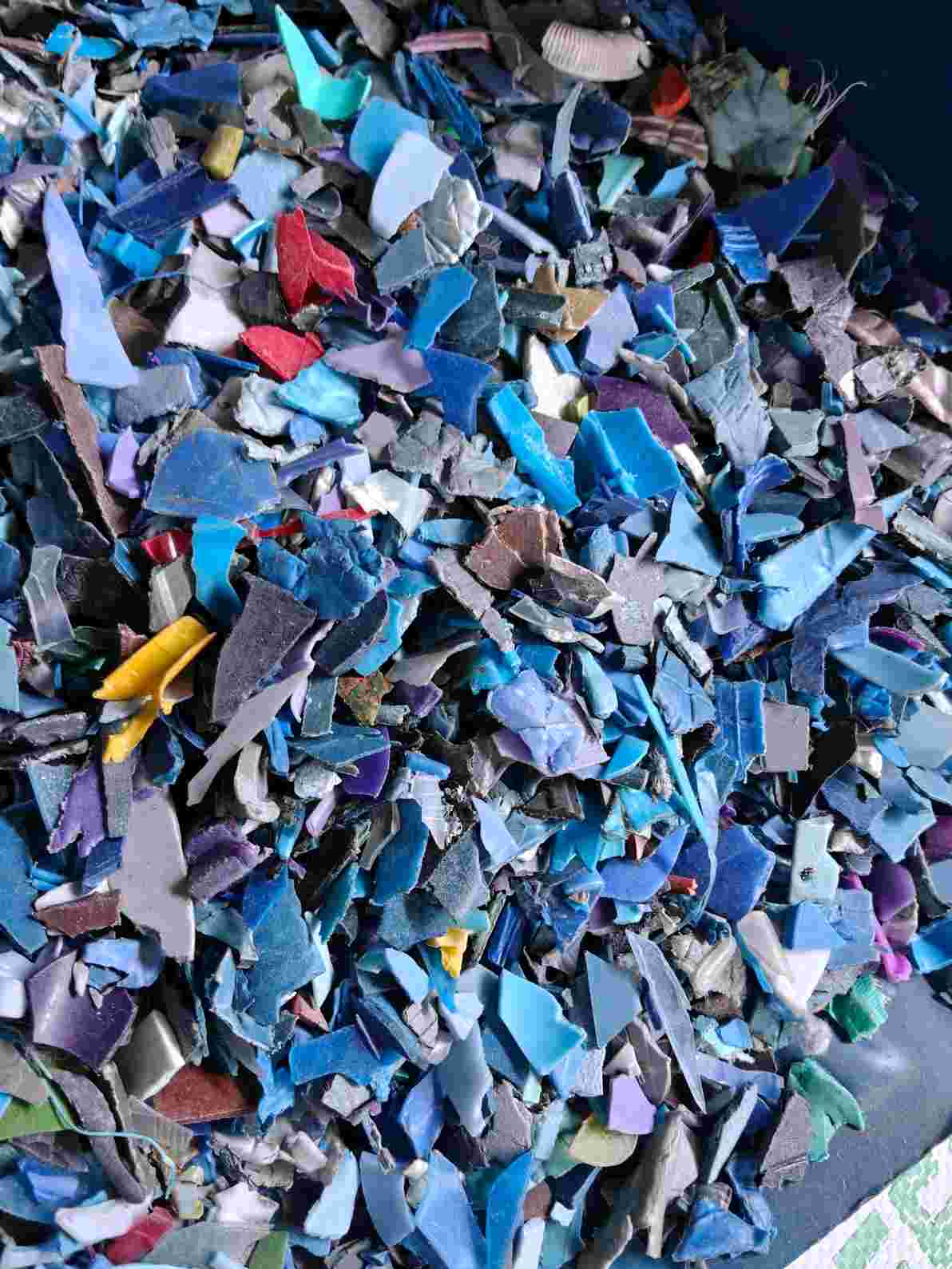 COLOUR PP PP Grinding Injection Molding nashik maharashtra india Plastic4trade