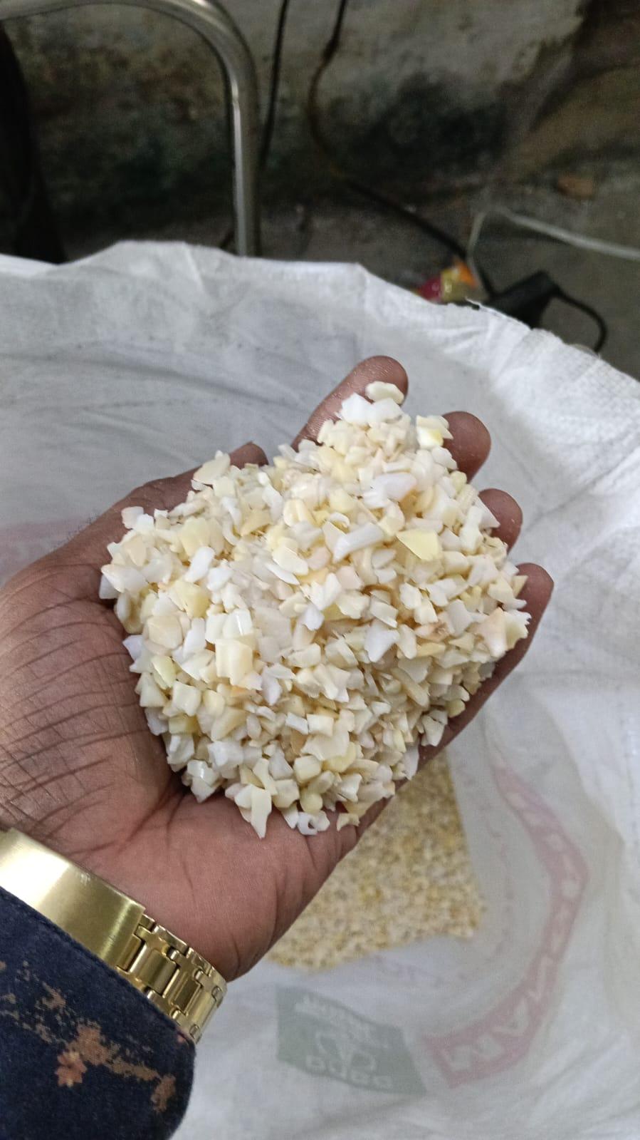 DALL NATURAL POM DERLING GRINDING POM Grinding Thermoforming surat gujarat india Plastic4trade