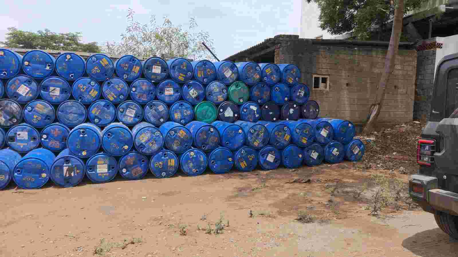 DRUM 200 LTR 220 HDPE Scrap Blow nelamangala town karnataka india Plastic4trade