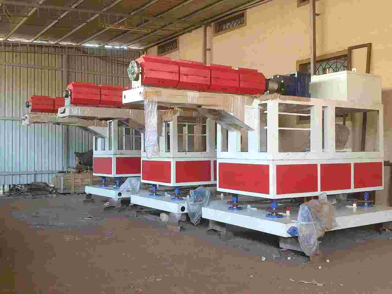 EXTRUSION LAMINATION COATING MACHINE  Bag Extrusion Film Grade navsari gujarat india Plastic4trade