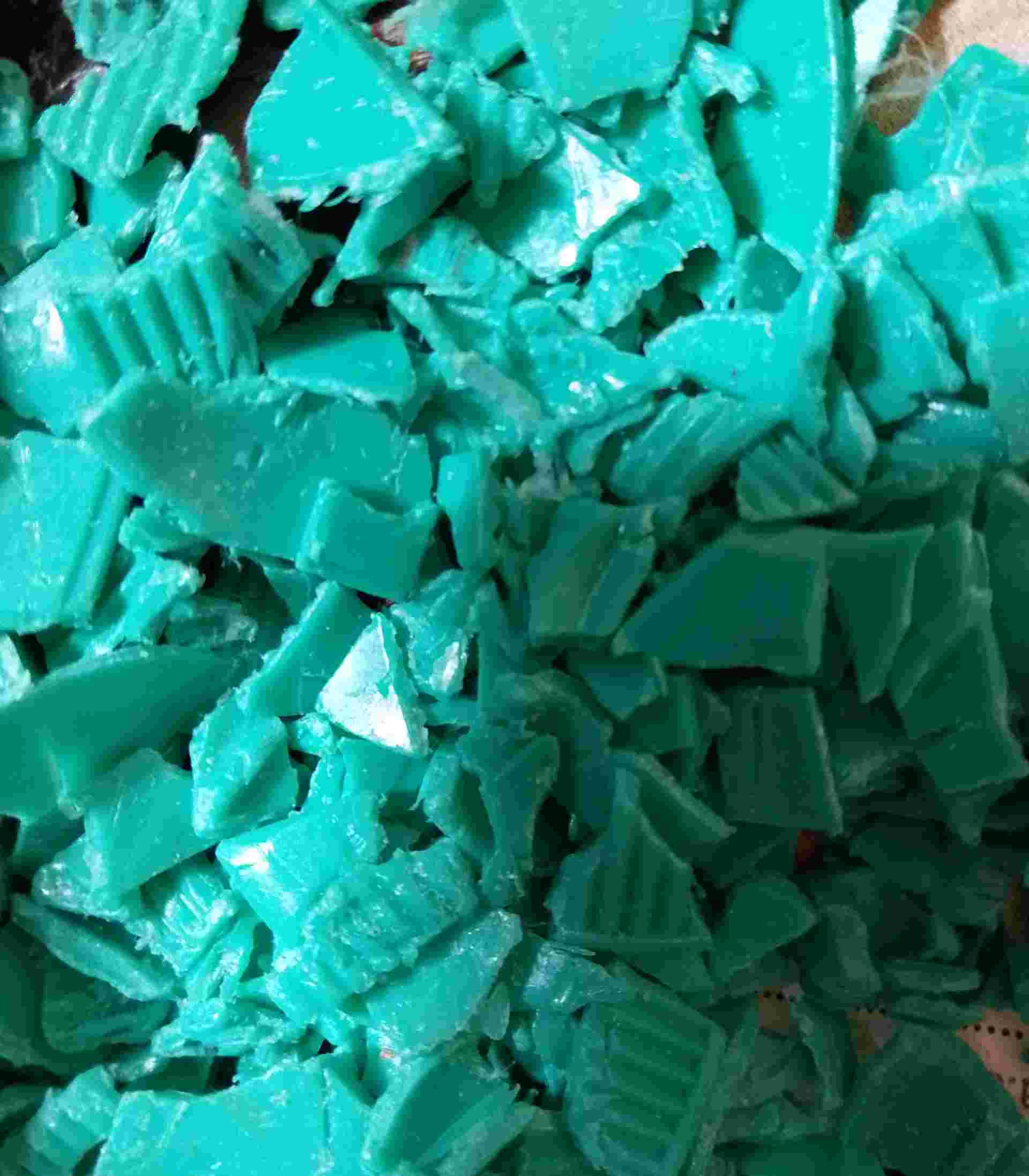 FIRST GRINDED HDPE CAP GRINDING SCRAP HDPE Grinding Injection Molding mumbai maharashtra india Plastic4trade