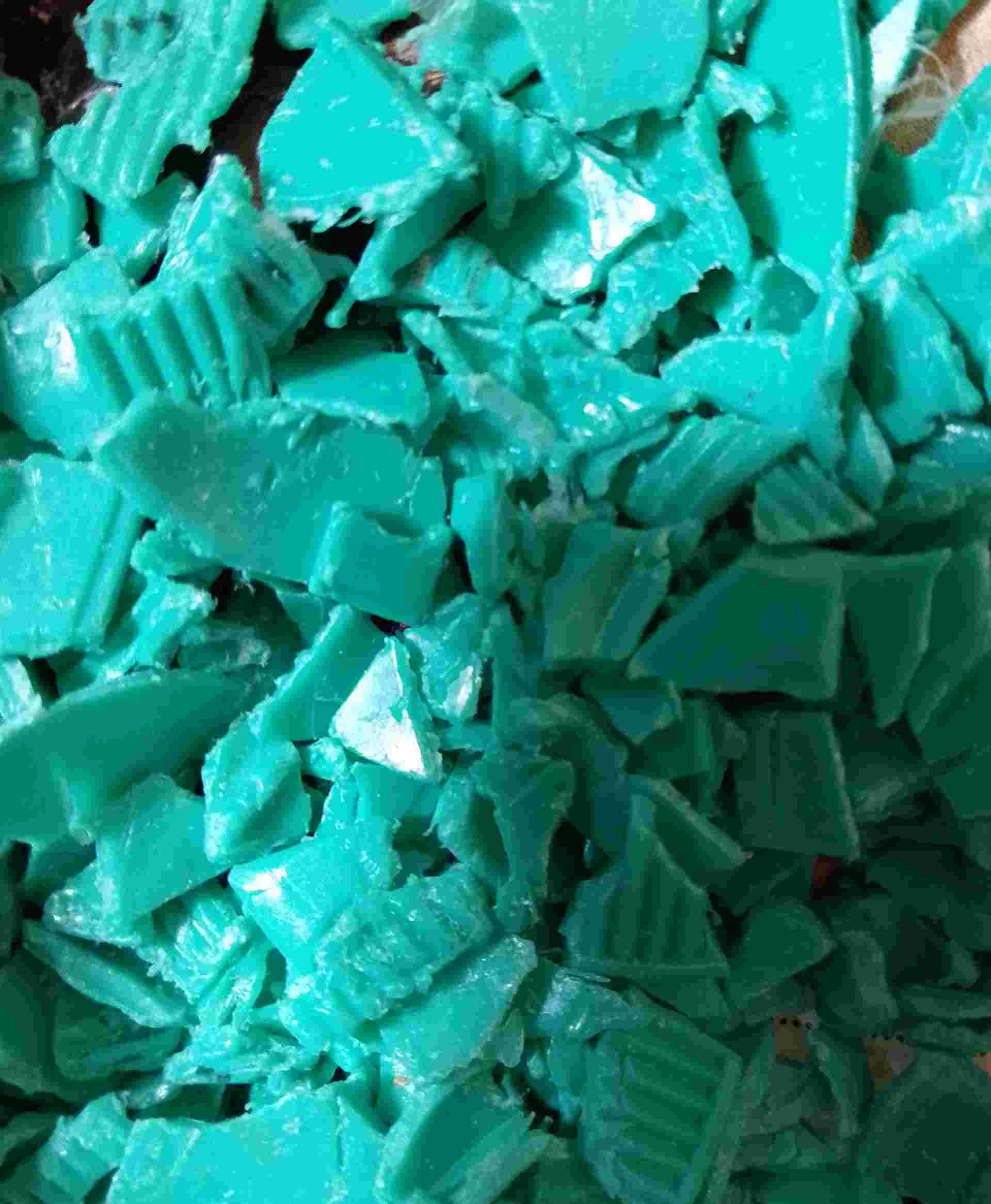 FIRST GRINDED HDPE CAP GRINDING SCRAP HDPE Grinding Injection Molding mumbai maharashtra india Plastic4trade