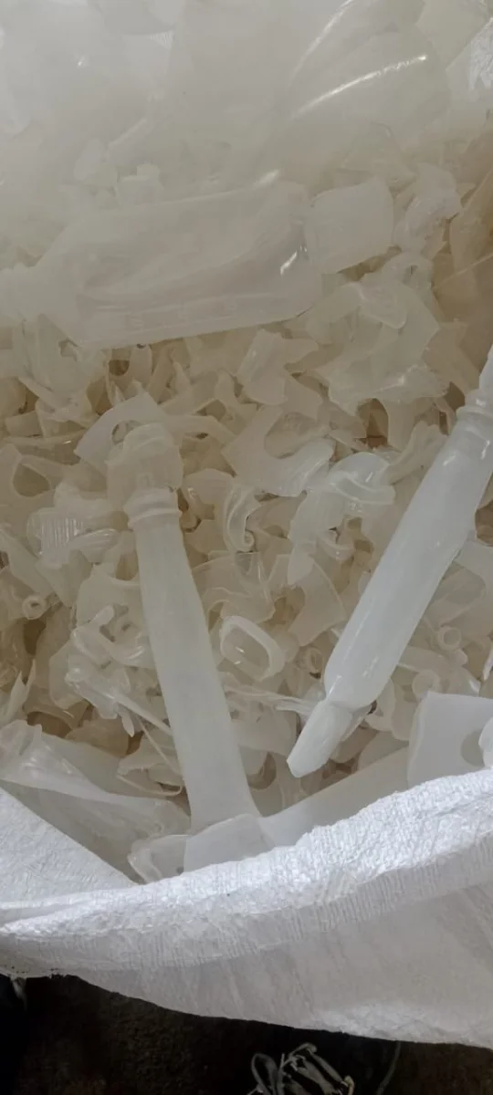 GLUCOSE BOTTLE GRIDING LDPE Grinding Blow bhavnagar gujarat india Plastic4trade