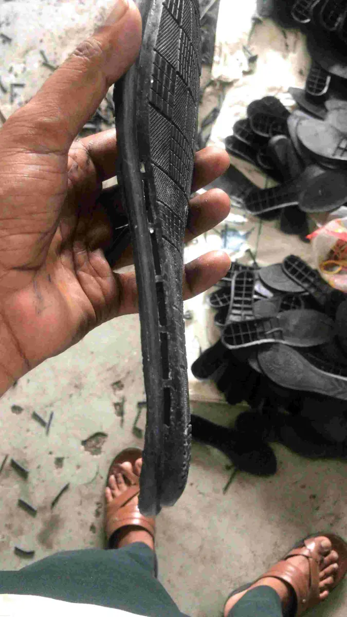 GRINDED PVC SHOES SOLE SCRAP KT MARSHALL PVC Reprocess Granule Mix Material Injection Molding agra uttar pradesh india Plastic4trade