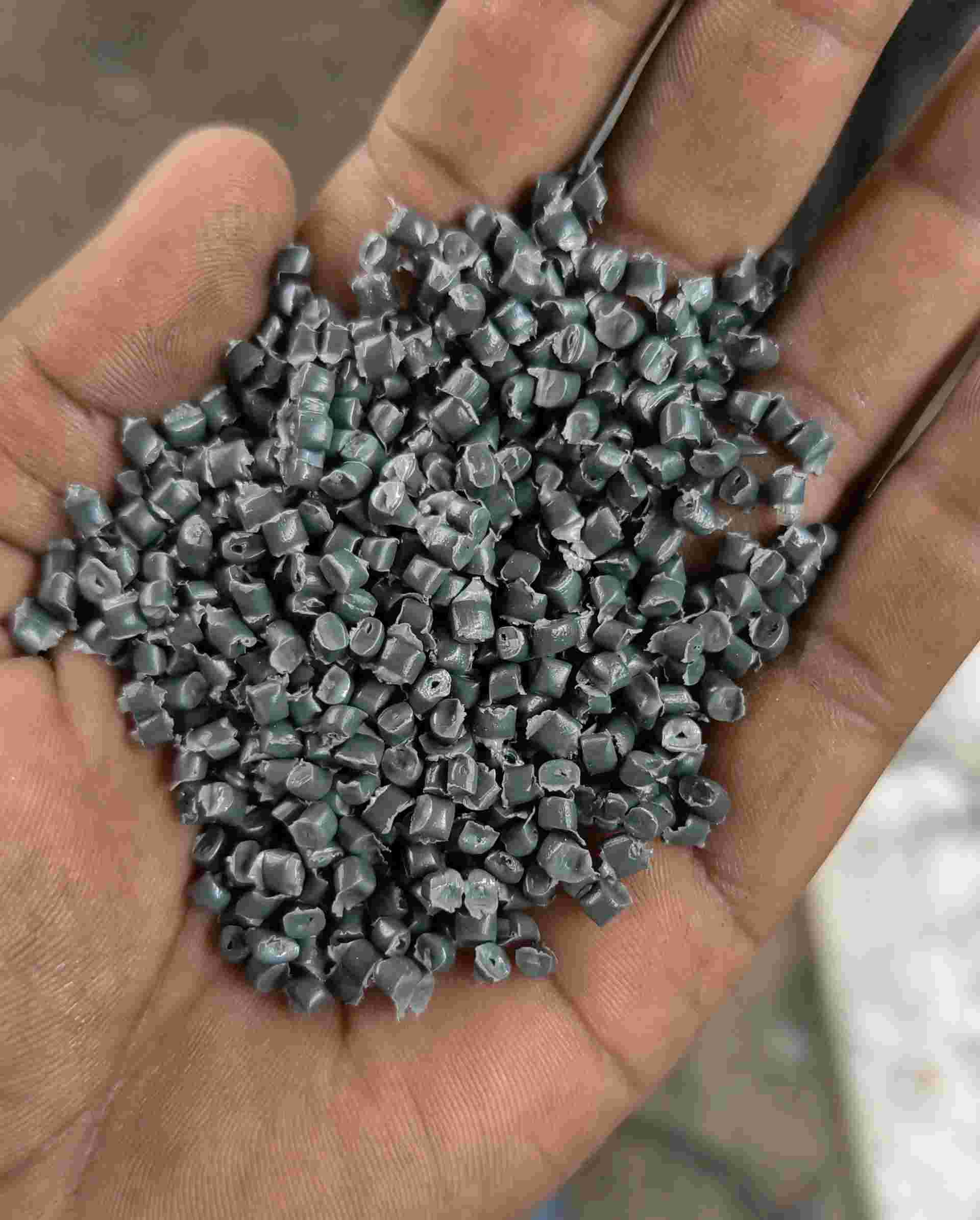 HD  GRANULES HDPE Reprocess Granule Blow Pipe agra uttar pradesh india Plastic4trade