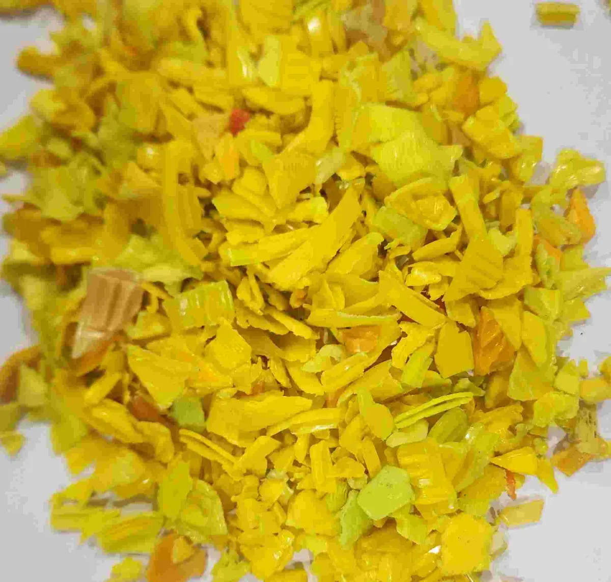 HD GRINDING YELLOW HDPE Grinding Injection Molding rajkot gujarat india Plastic4trade