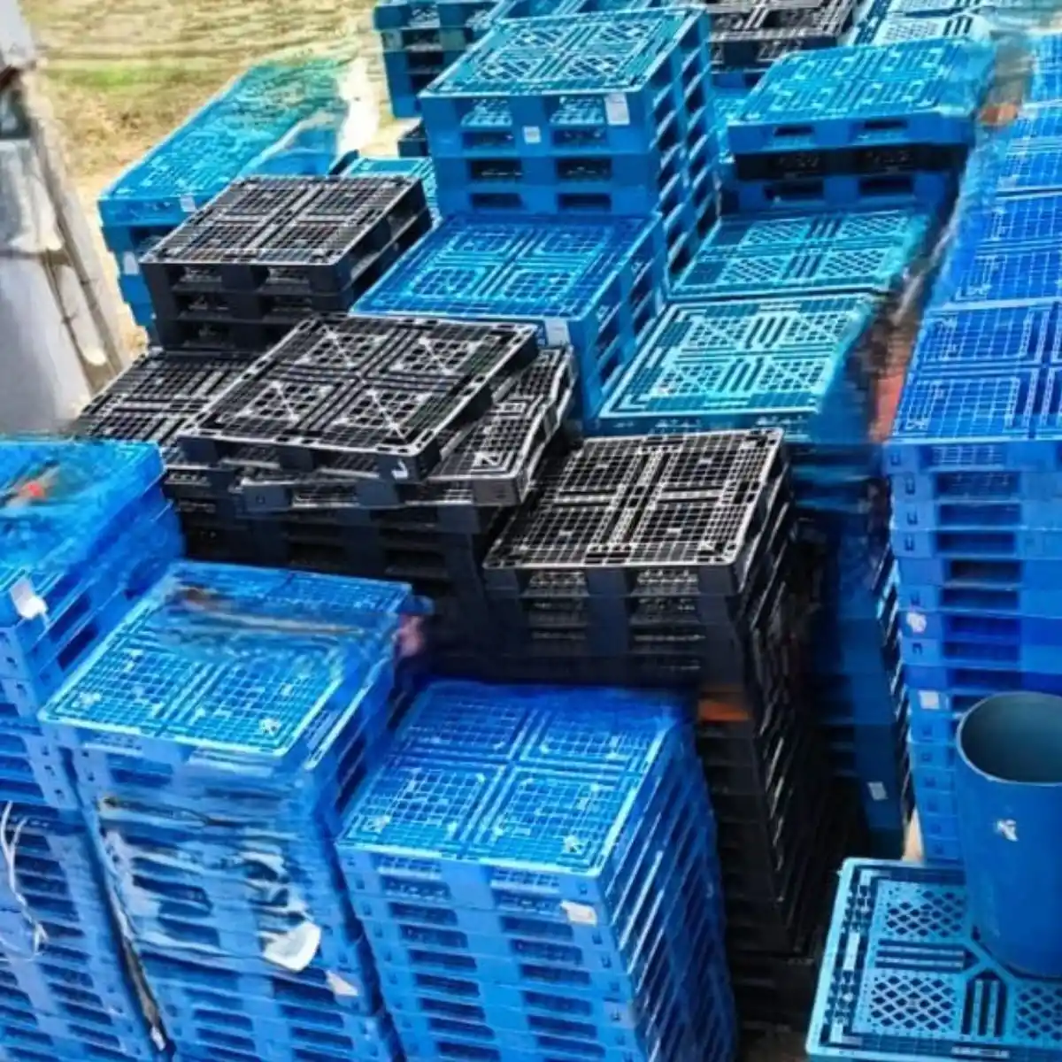 HD  PALLETS HDPE Scrap Injection Molding vadodara gujarat india Plastic4trade