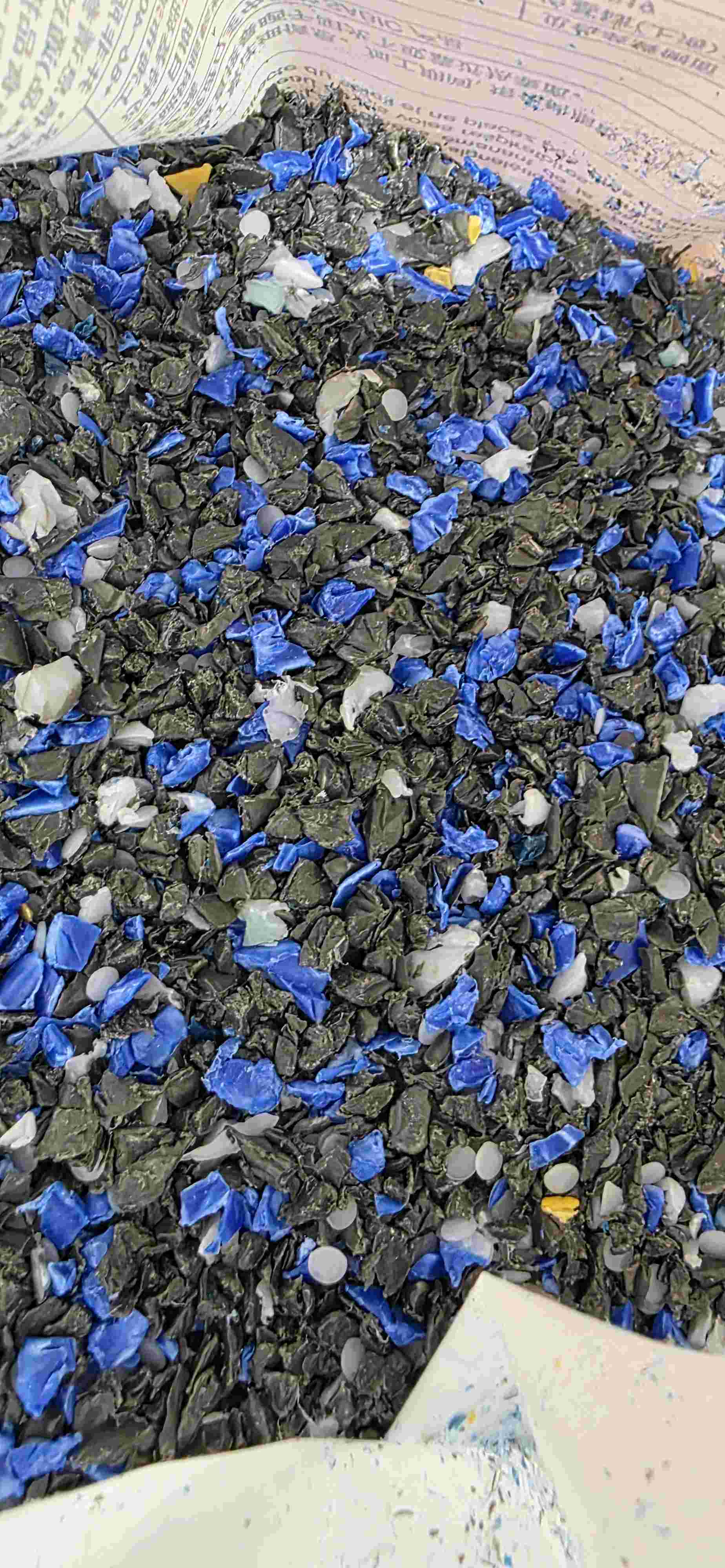 HDPE  1-10 L MIX GRANDING HDPE Grinding Blow sharjah sharjah united arab emirates Plastic4trade