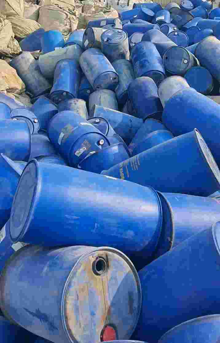 HDPE 200 LTR DRUM HDPE Grinding Blow area sharjah united arab emirates Plastic4trade