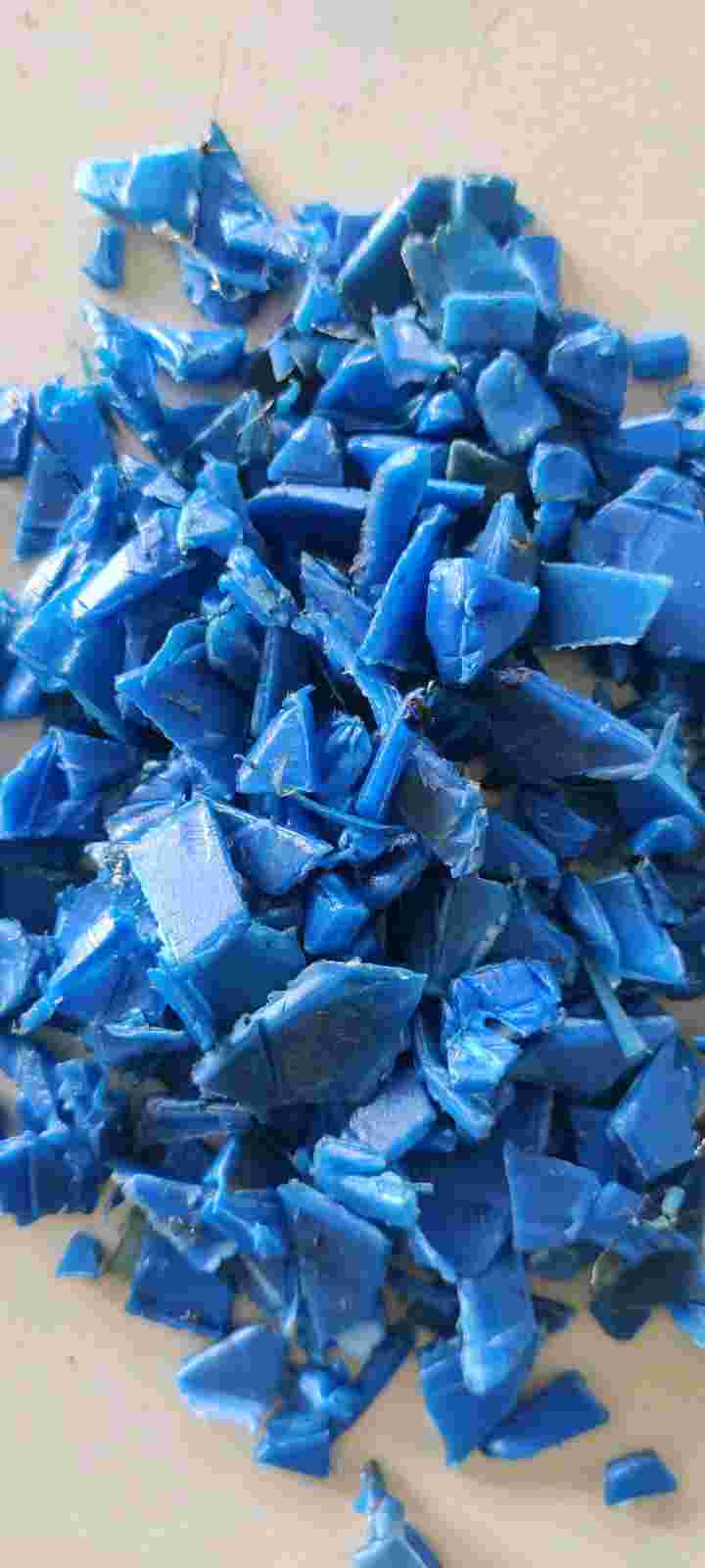 HDPE 200 LTR DRUM SCRAP HDPE Grinding, Scrap Blow vadodara gujarat india Plastic4trade