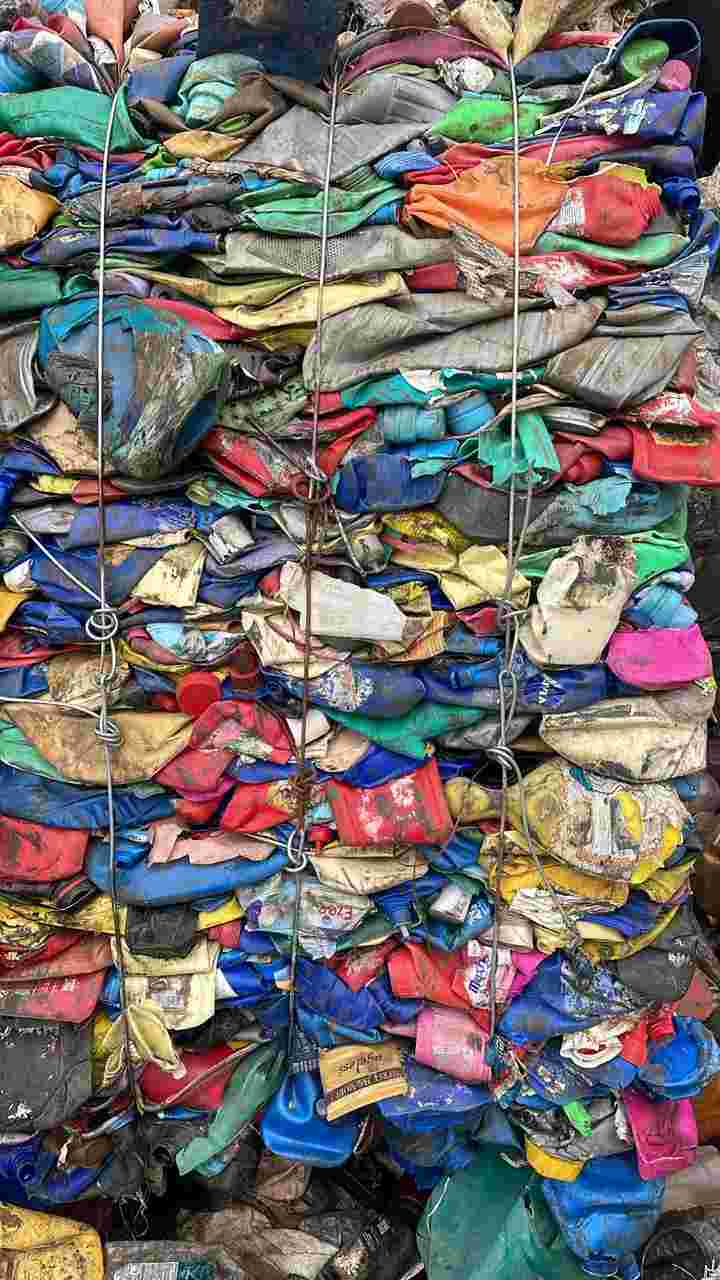 HDPE BOTTLES HDPE Baled Blow saraiya bihar india Plastic4trade