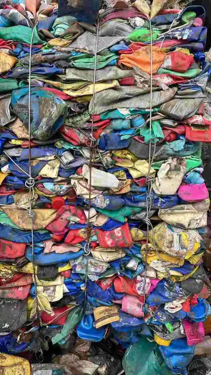 HDPE BOTTLES HDPE Baled Blow saraiya bihar india Plastic4trade