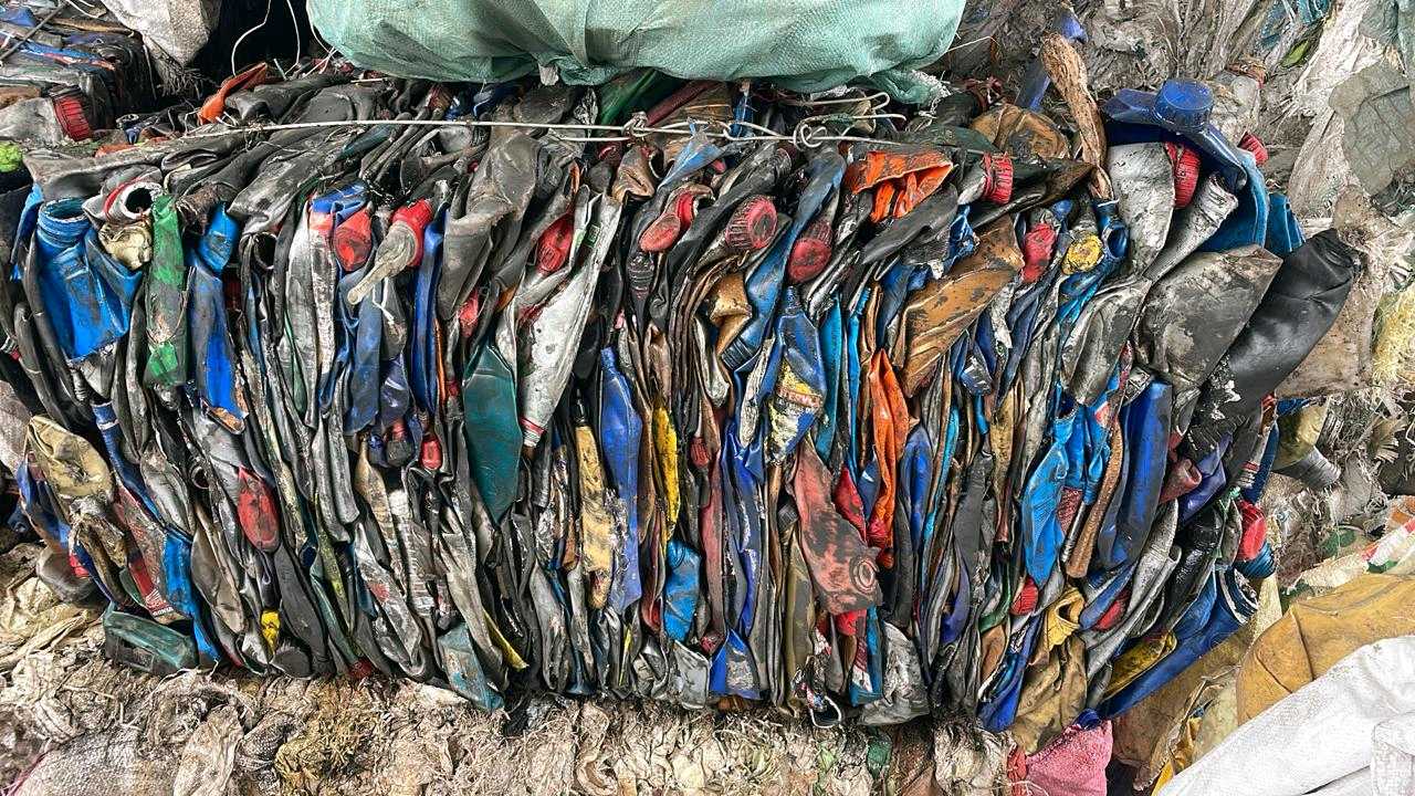 HDPE BOTTLES HDPE Baled Blow saraiya bihar india Plastic4trade Plastic4trade