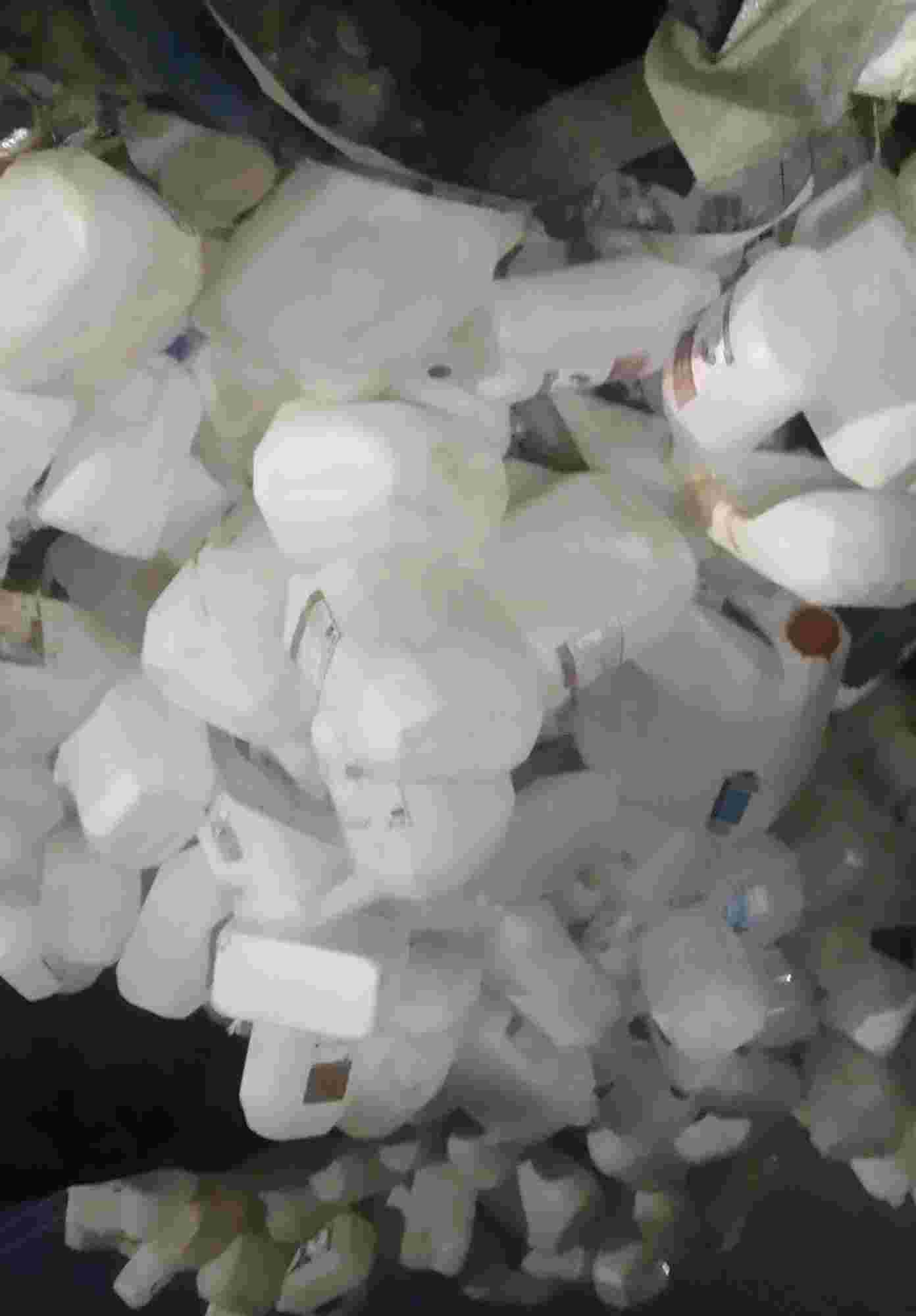 HDPE  CAN 5LT GRINDING HDPE Baled Blow delhi division delhi india Plastic4trade