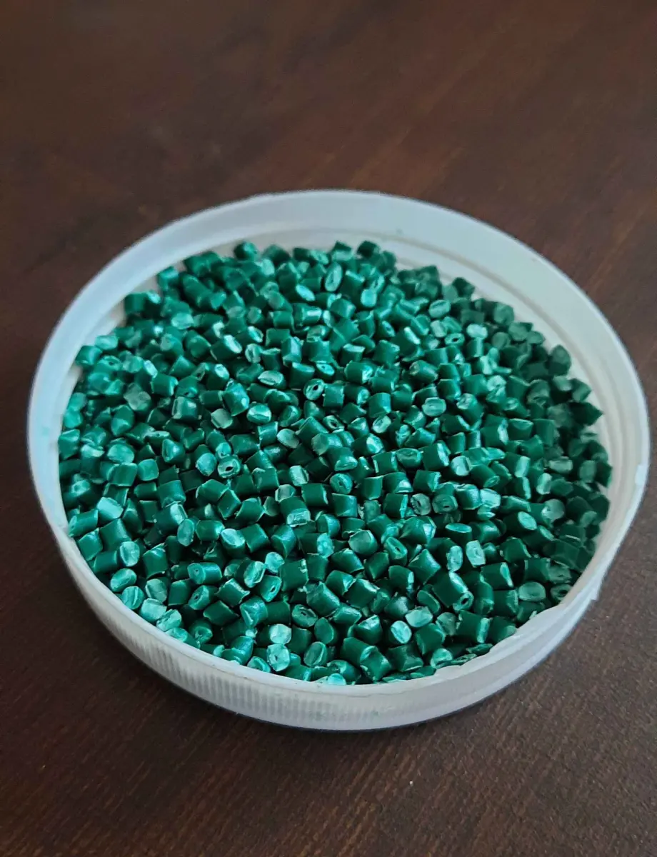 HD RAFIYA DANA HDPE Lumps Injection Molding RAFFIA Mix Scrap dhoraji gujarat india Plastic4trade