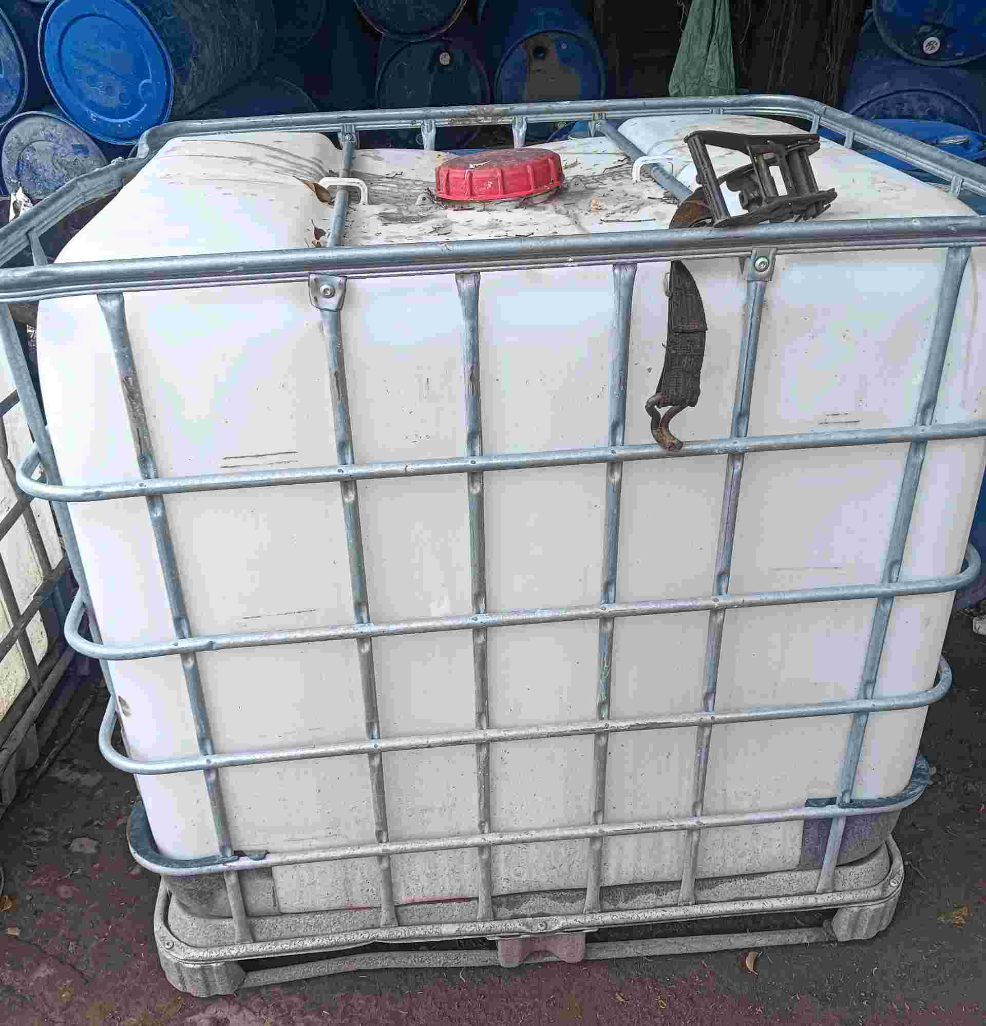 HDPE DRUM 1000L HDPE Scrap Injection Molding undefined uttar pradesh india Plastic4trade