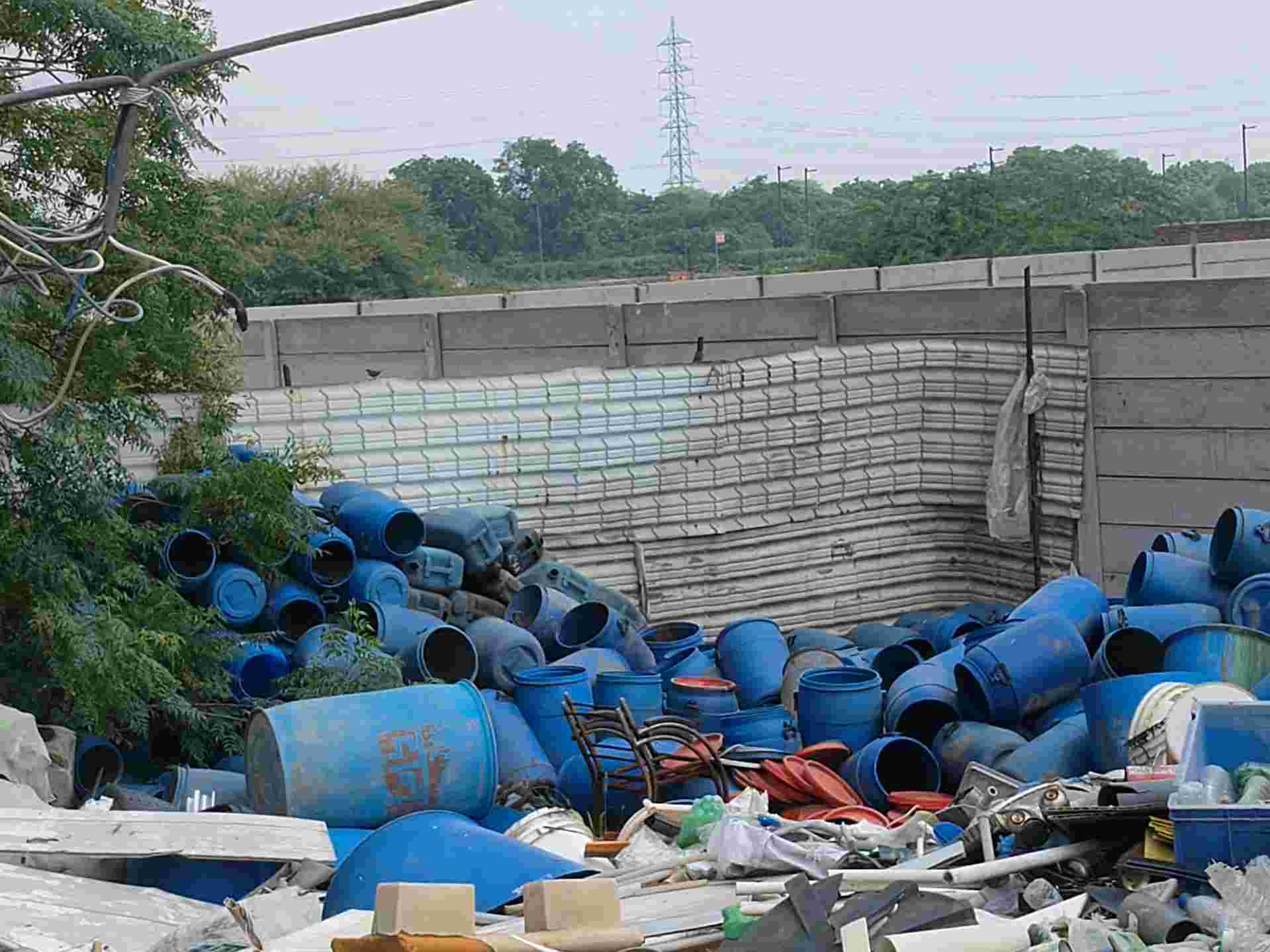 HDPE  DRUM 20L HDPE Scrap Blow faridabad haryana india Plastic4trade