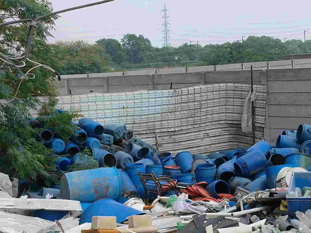 HDPE  DRUM 20L HDPE Scrap Blow faridabad haryana india Plastic4trade