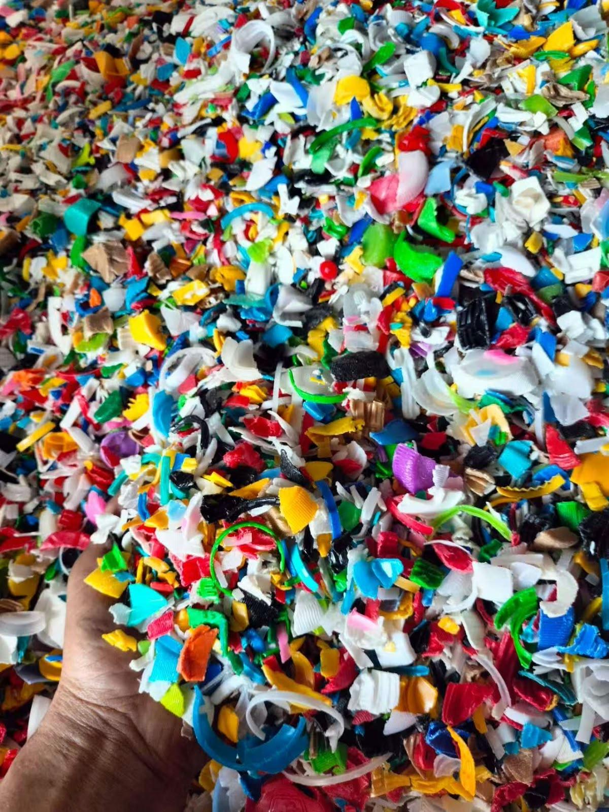 HDPE GRANDING WASHED AND IN MIX COLOR HDPE Grinding Injection Molding sarai tarin uttar pradesh india Plastic4trade