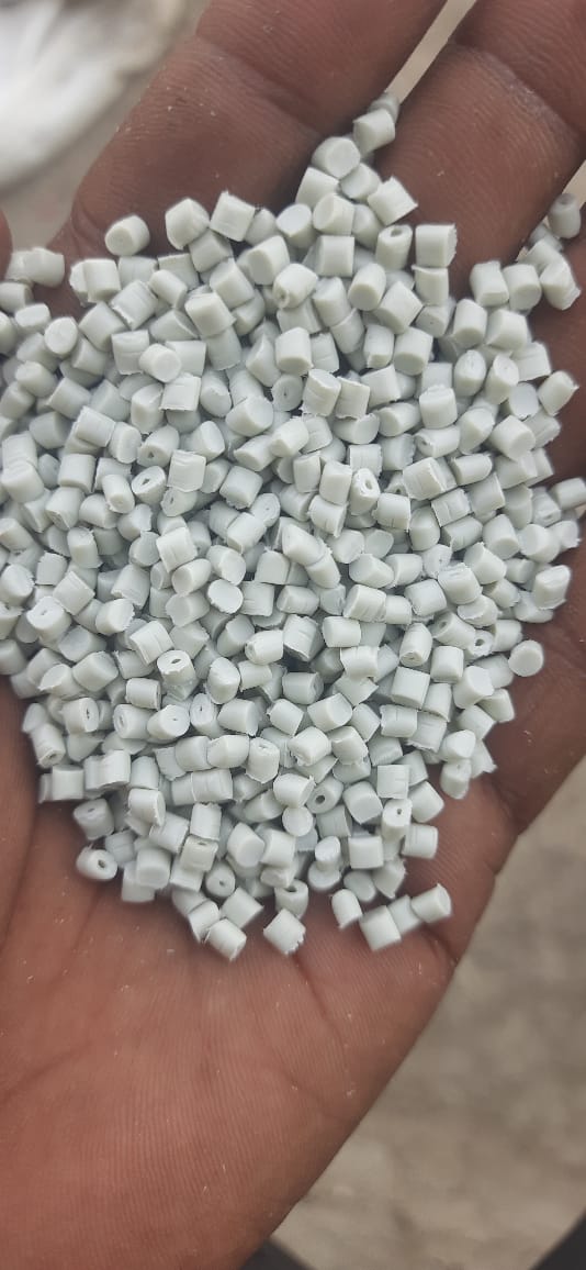 HDPE GRANUALS HDPE Reprocess Granule Injection Molding surat gujarat india Plastic4trade