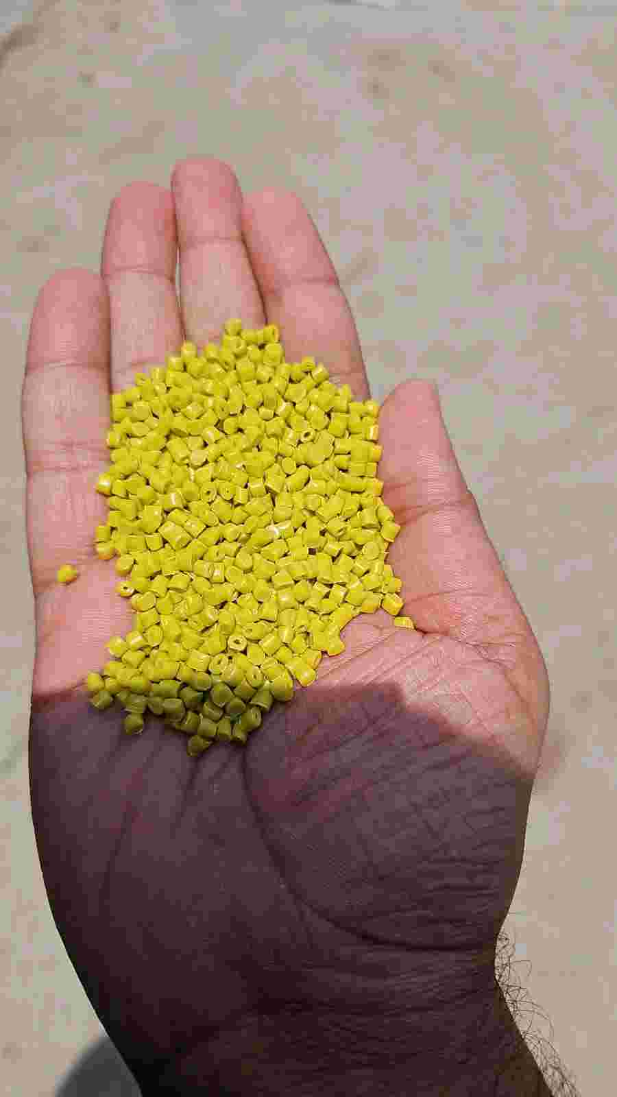 HDPE GRANUALS HDPE Reprocess Granule Injection Molding surat gujarat india Plastic4trade