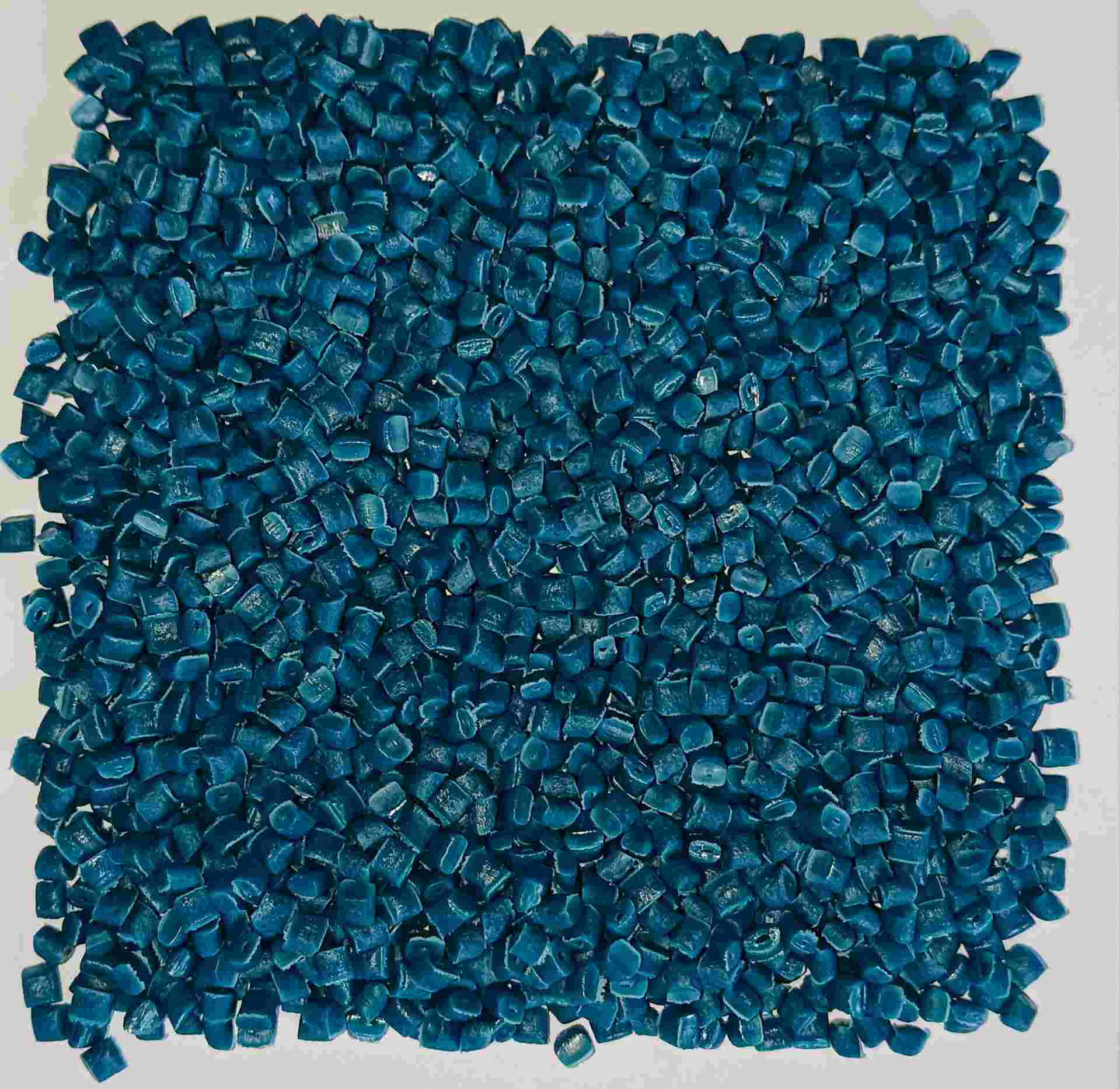 HDPE GRANULES PE 100 MFI - 0.25 TO 0.3 HDPE Reprocess Granule Blow Pipe indore madhya pradesh india Plastic4trade