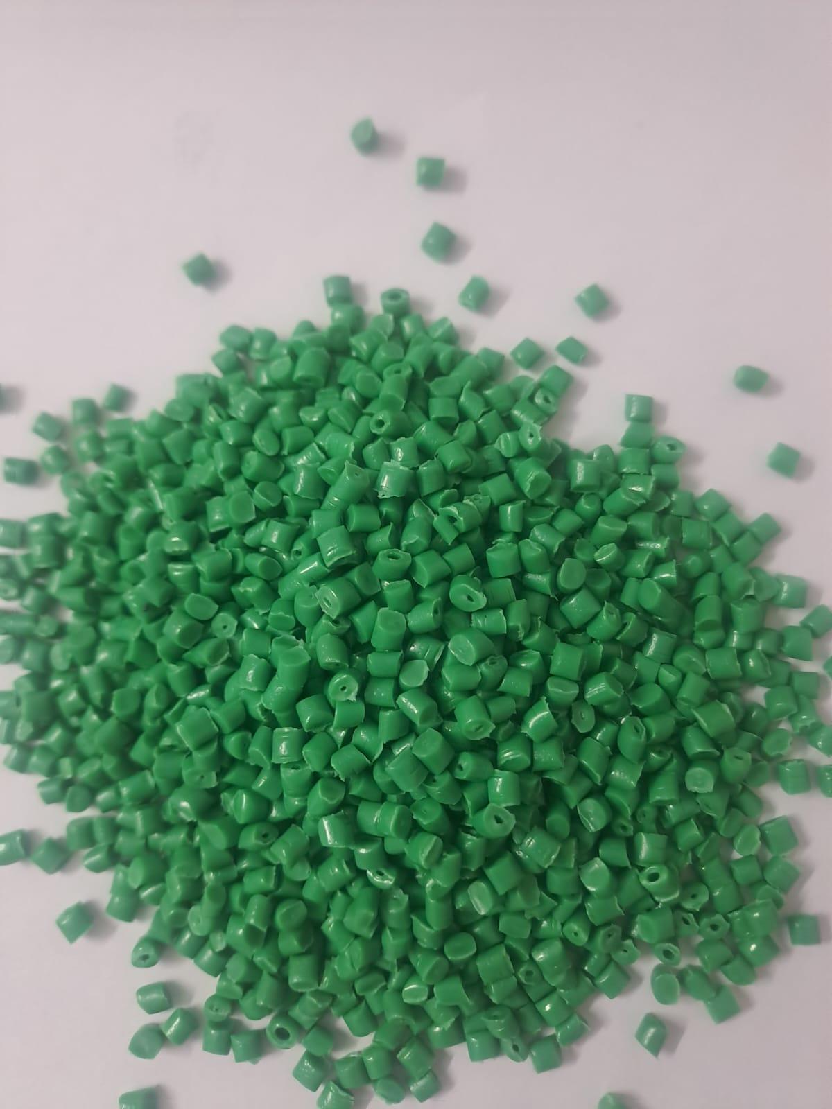 HDPE  GRANULS HDPE Prime/Virgin, Off Grade Injection Molding ahmedabad gujarat india Plastic4trade