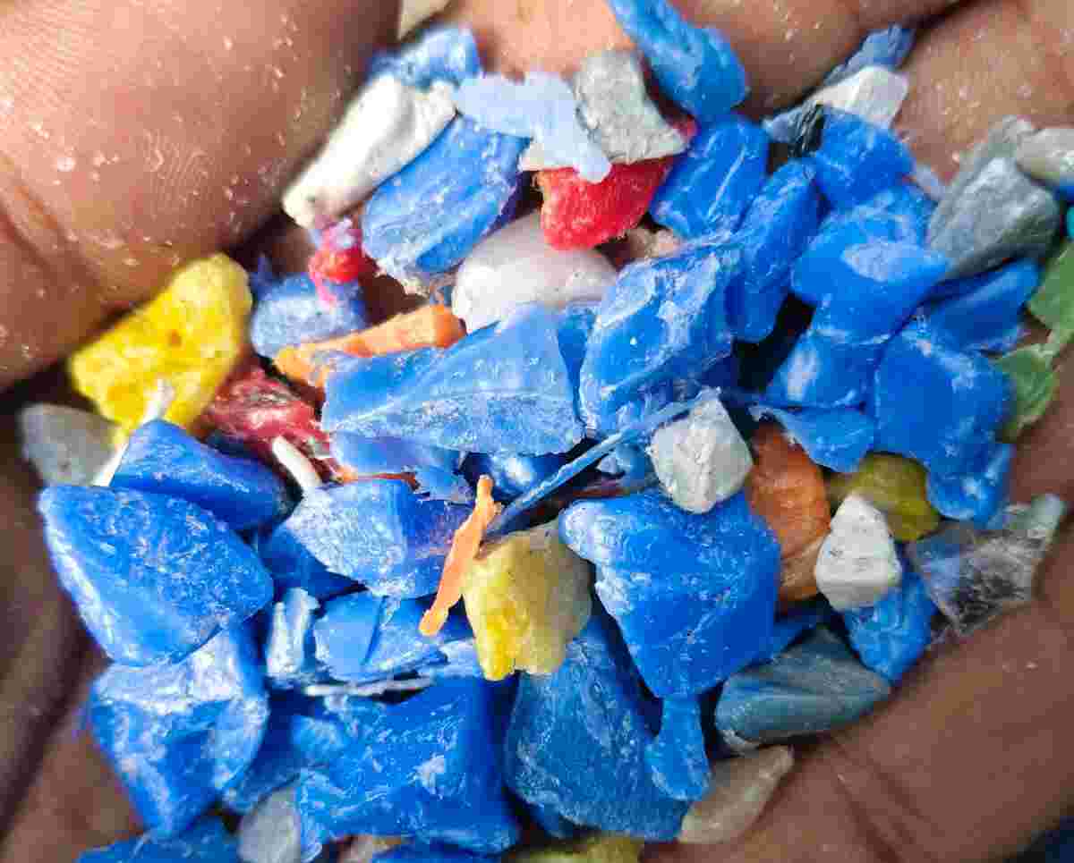 HDPE HDPE Grinding Injection Molding delhi division delhi india Plastic4trade
