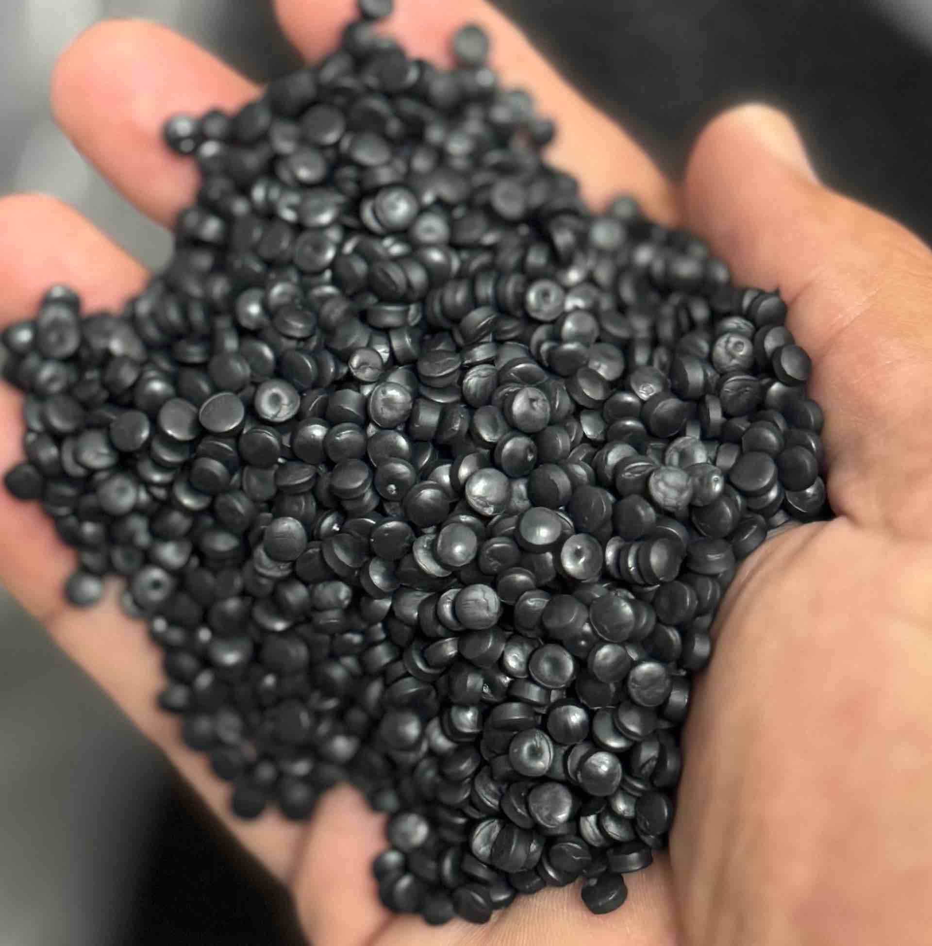 HDPE HDPE Reprocess Granule Blow matsudo chiba japan Plastic4trade Plastic4trade