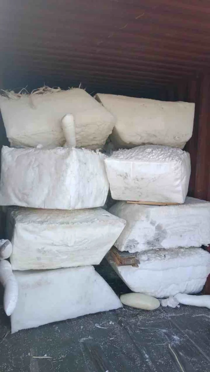 HDPE LUMP & GRINDING HDPE Lumps Blow Pipe bakrol bujrang gujarat india Plastic4trade