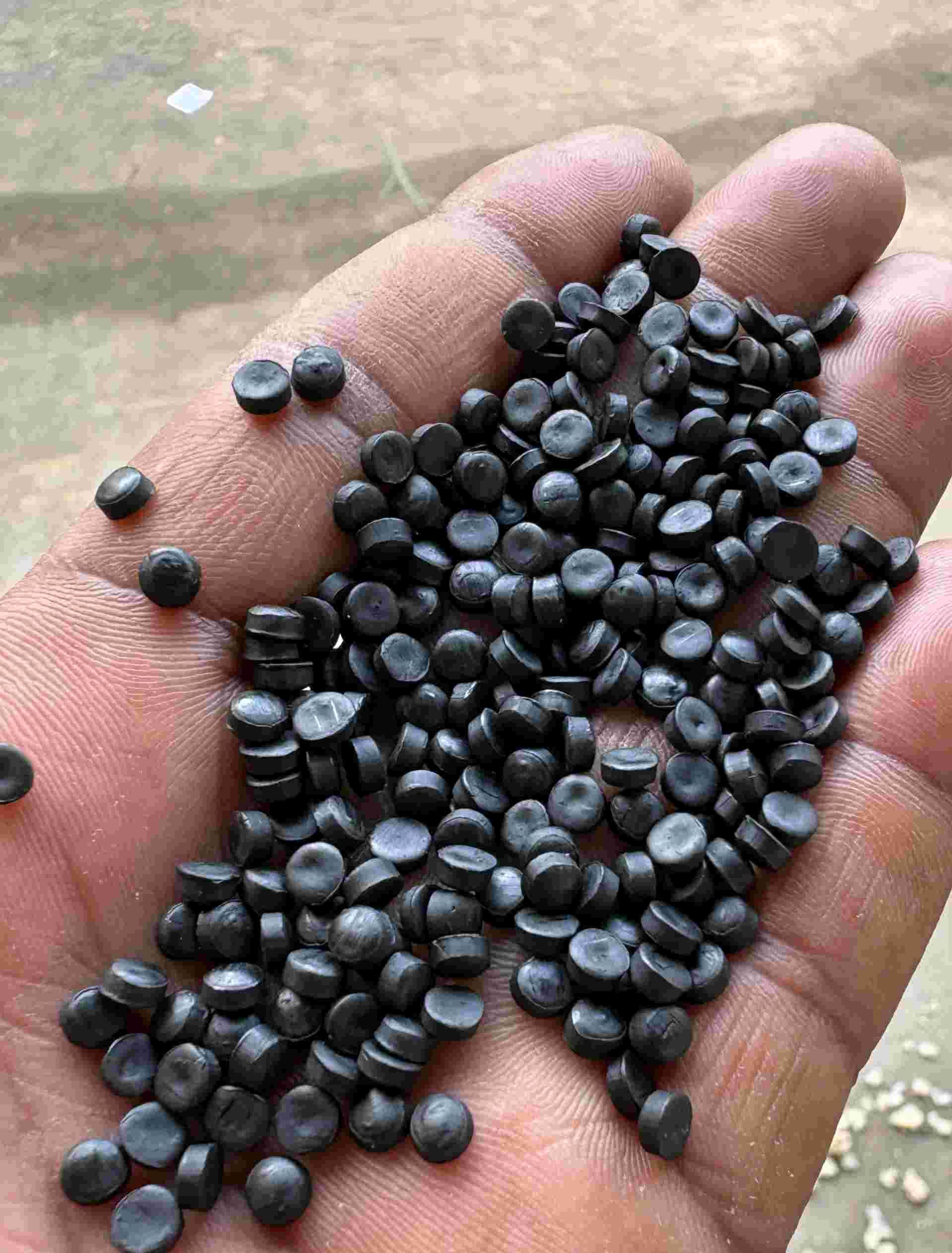 HDPE PE100 REPROCESSED GRANULES HDPE Reprocess Granule Pipe jaysingpur maharashtra india Plastic4trade