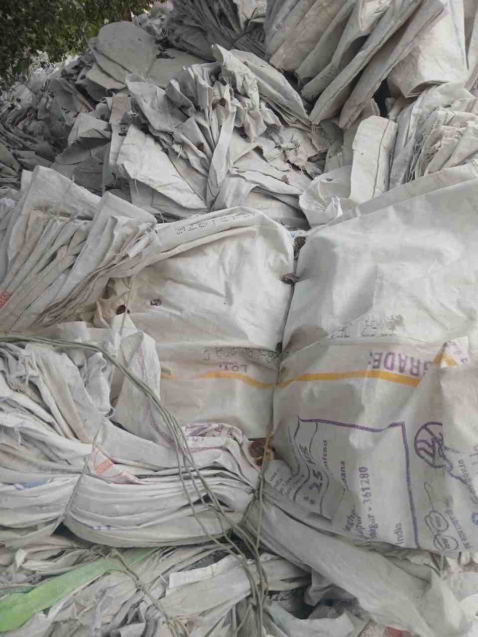 HDPE RAFFIA BAG SCRAP (WHITE) HDPE Scrap RAFFIA jamshedpur jharkhand india Plastic4trade