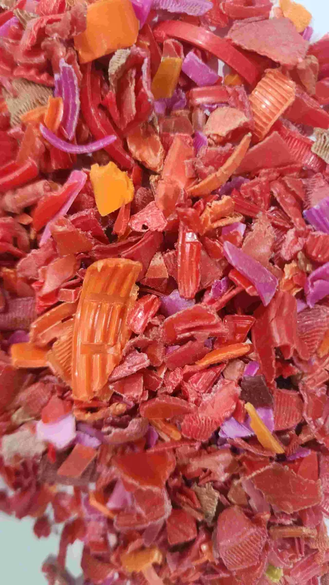 HDPE RED GRINDING HDPE Grinding Injection Molding rajkot gujarat india Plastic4trade