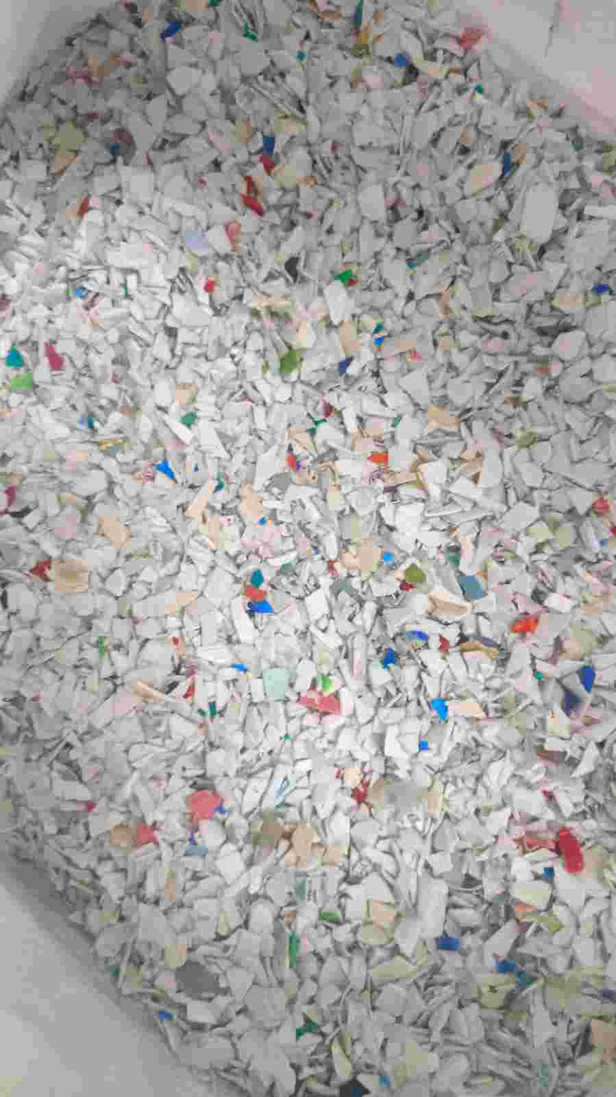 HDPE WHITE CAN HDPE Grinding Injection Molding visakhapatnam andhra pradesh india Plastic4trade