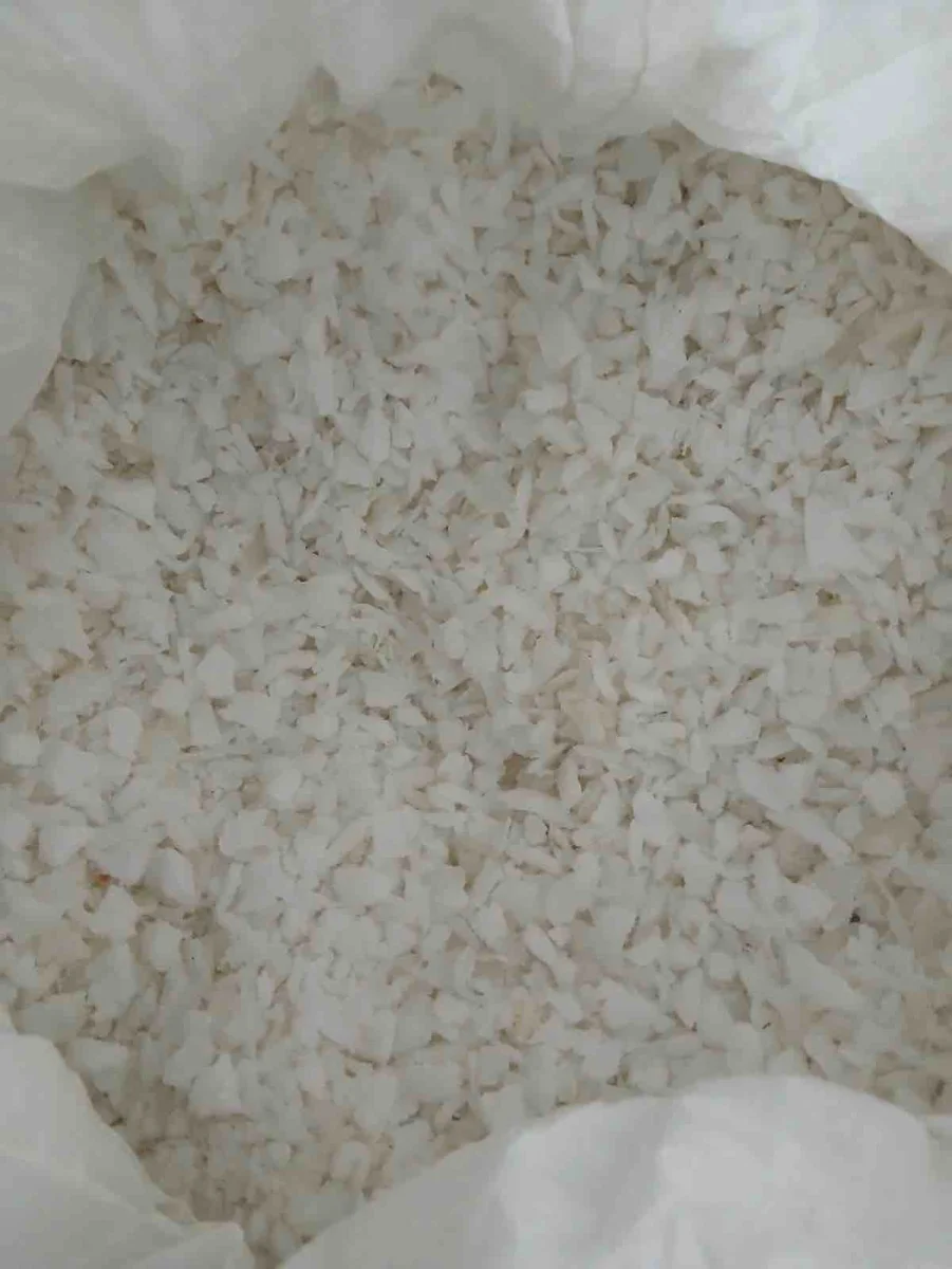 HDPE WHITE GRINDING HDPE Grinding Scrap Stock Lots Injection Molding koderma jharkhand india Plastic4trade