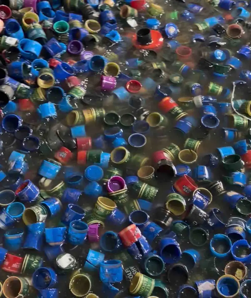 HDPE WINE BOTTLE CAP HDPE Scrap Injection Molding delhi division delhi india Plastic4trade