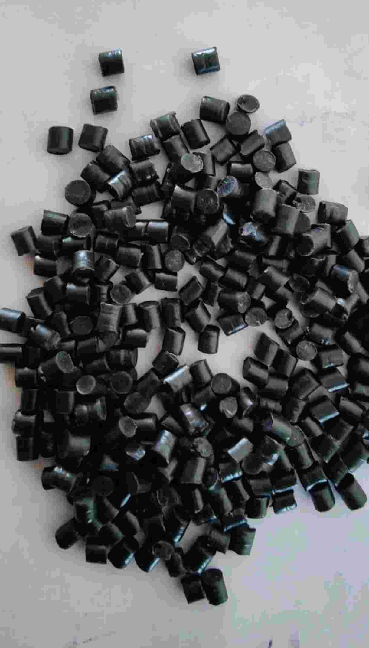 HIPS BLACK GRANULES HIPS Reprocess Granule Injection Molding navsari gujarat india Plastic4trade