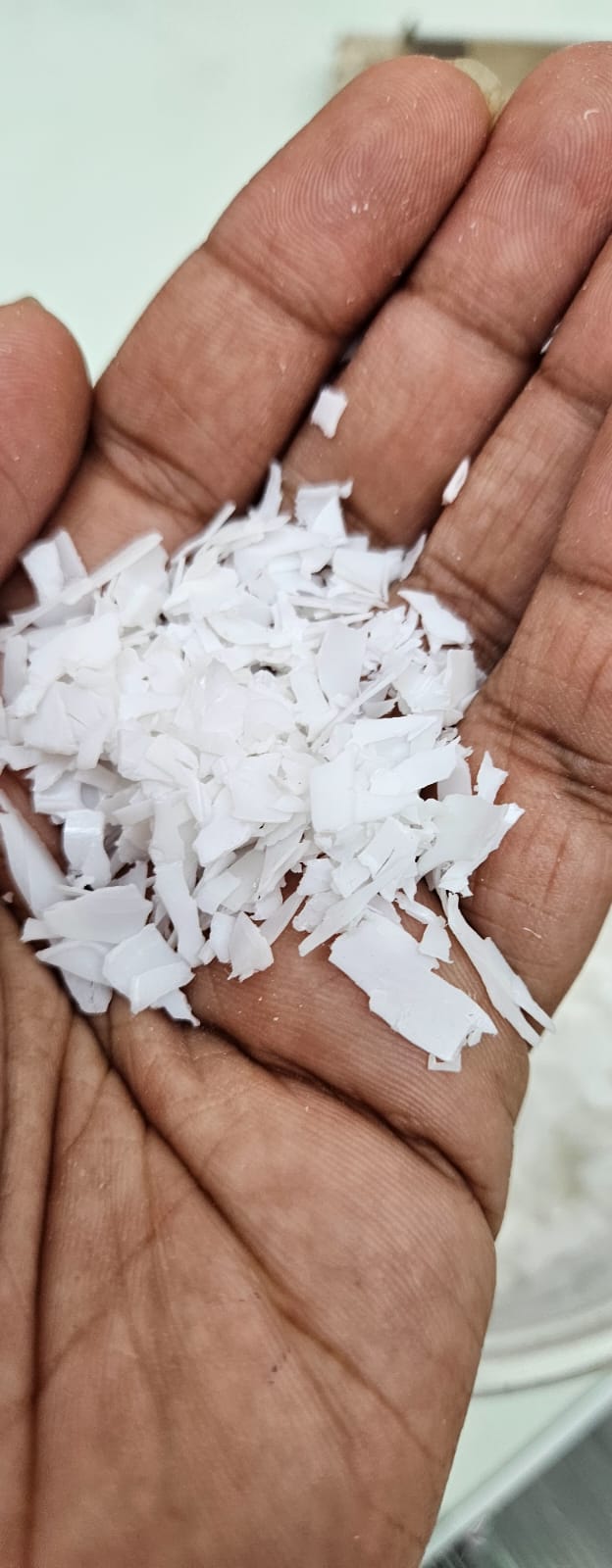 HIPS GRINDING CHIPS HIPS Grinding Injection Molding bengaluru karnataka india Plastic4trade Plastic4trade