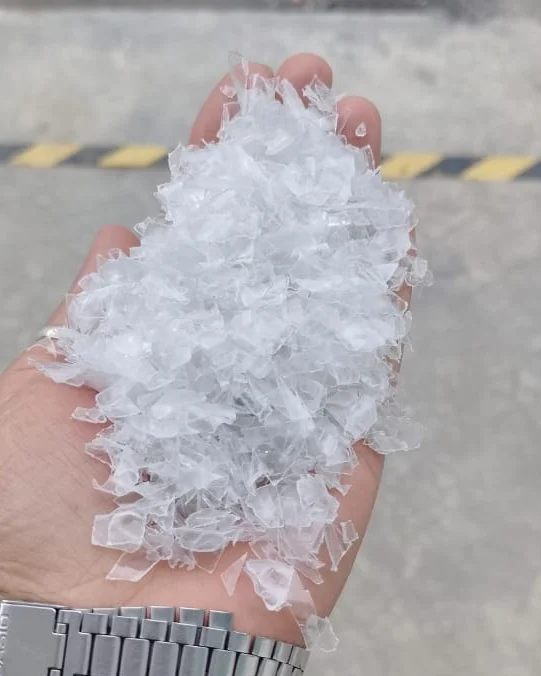 HOT WASHED PET FLAKES  CLEAR PET Plastic4trade